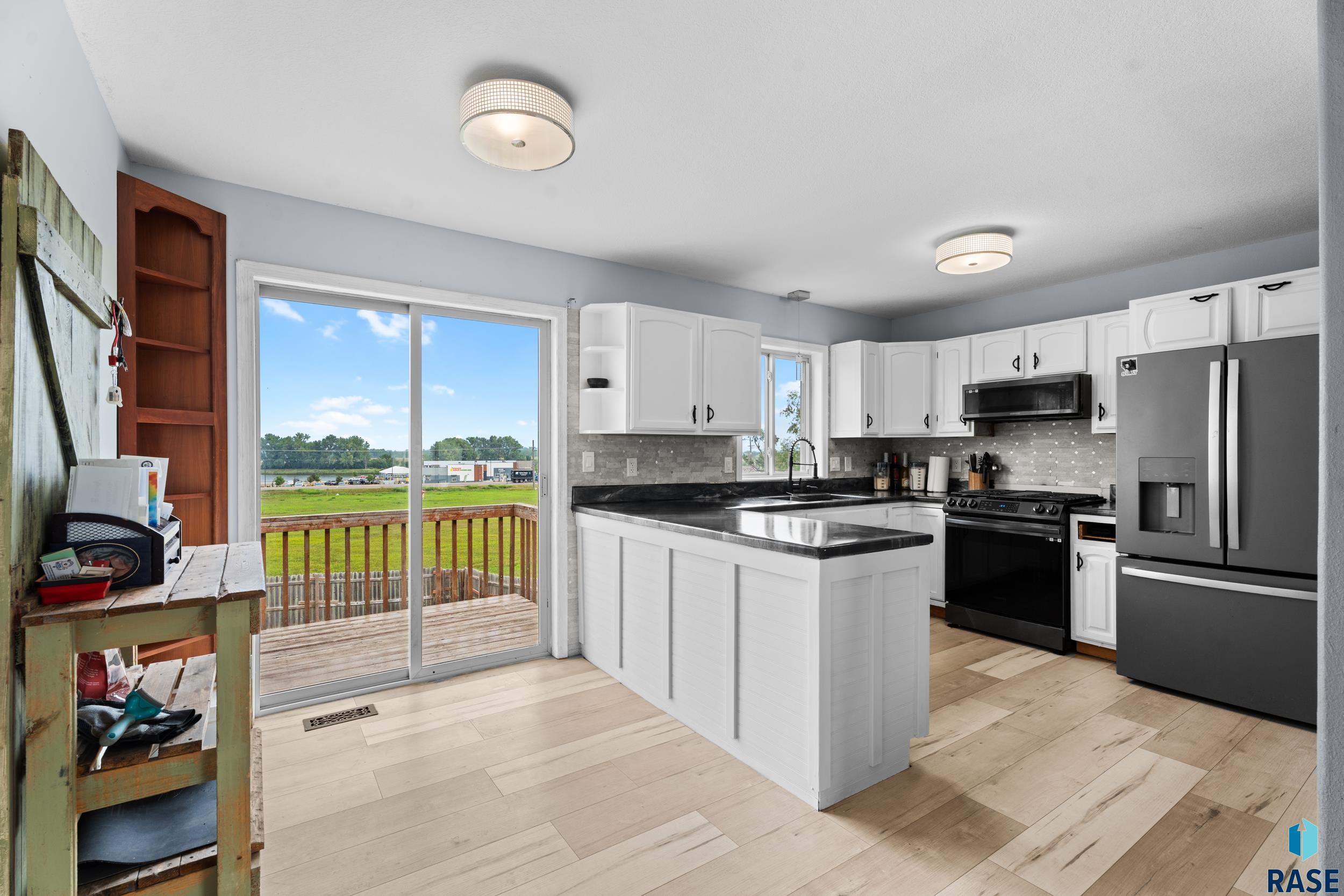8004 W Browning Street — photo