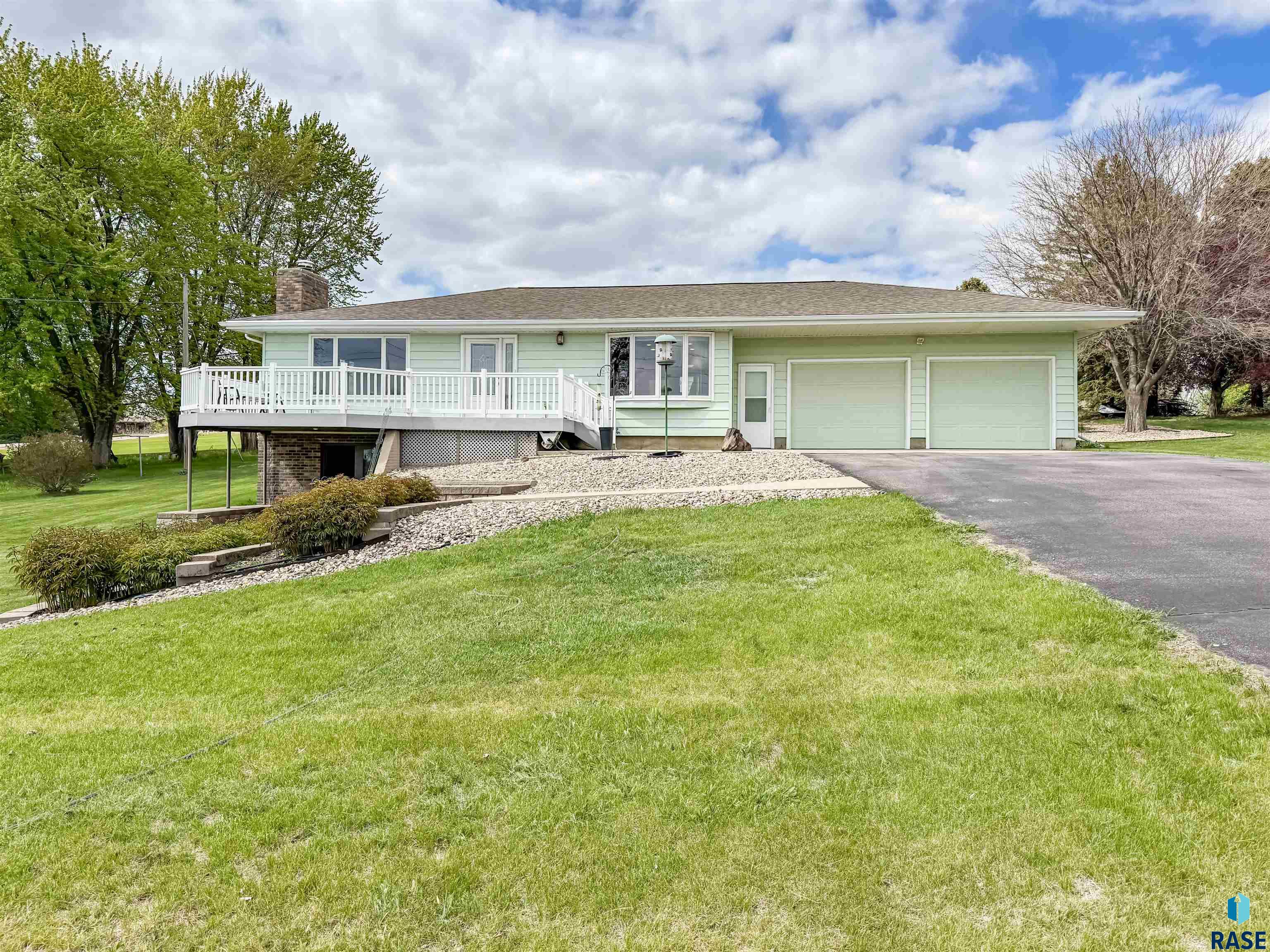 47638 Slip Up Creek Road — photo