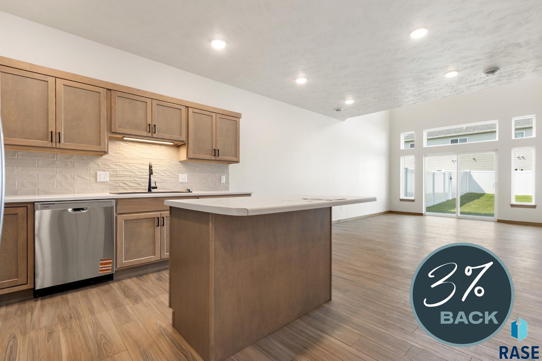 2402 E Jetty Place — photo