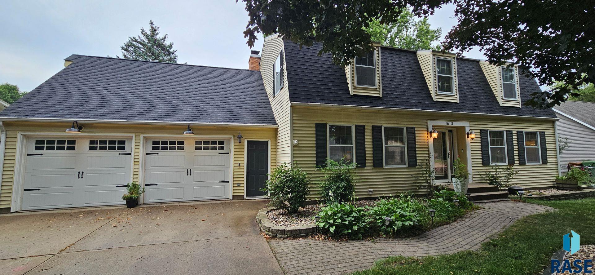 1613 Buffalo Trail — photo