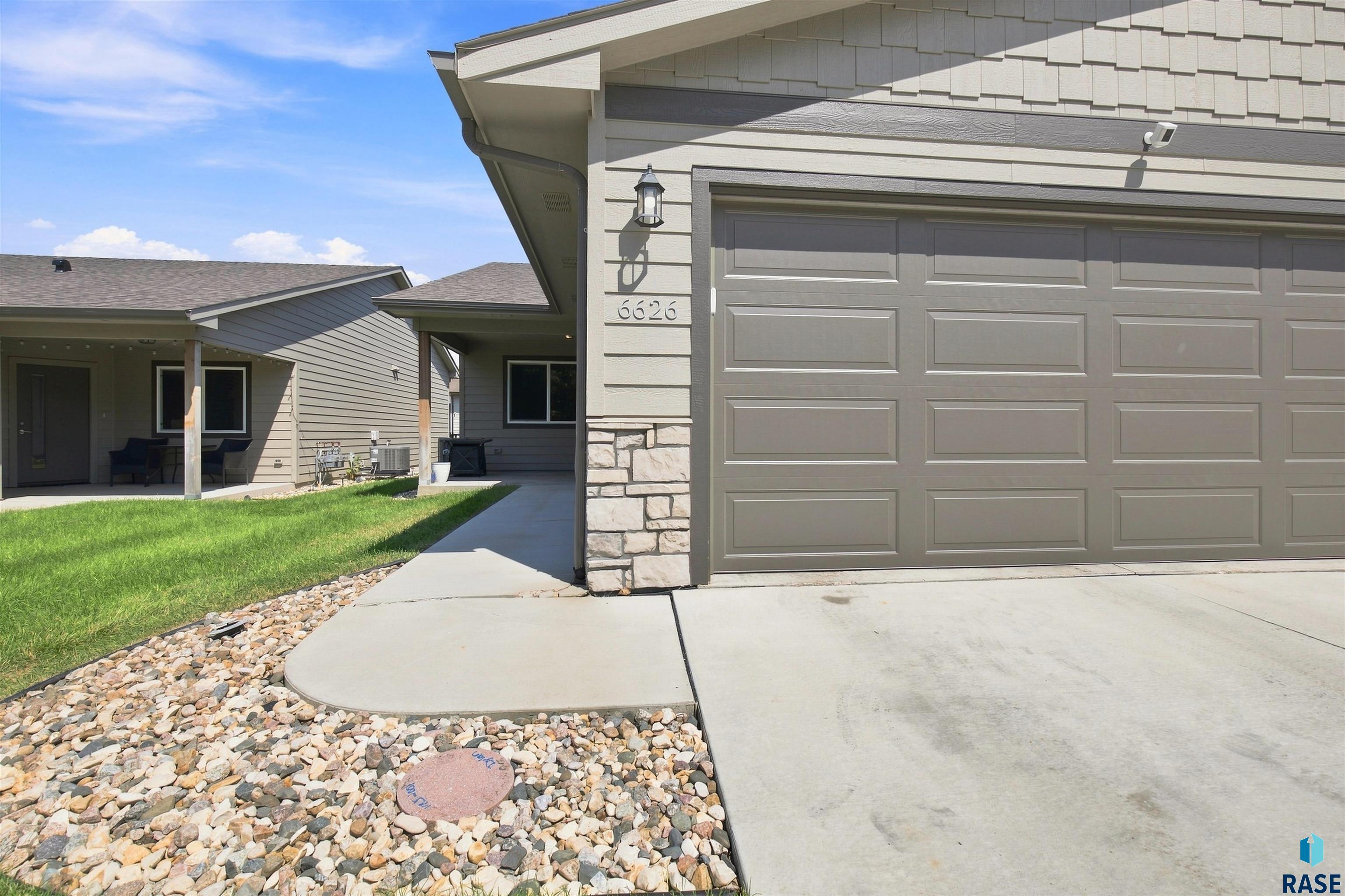 6626 W 6th Place — photo