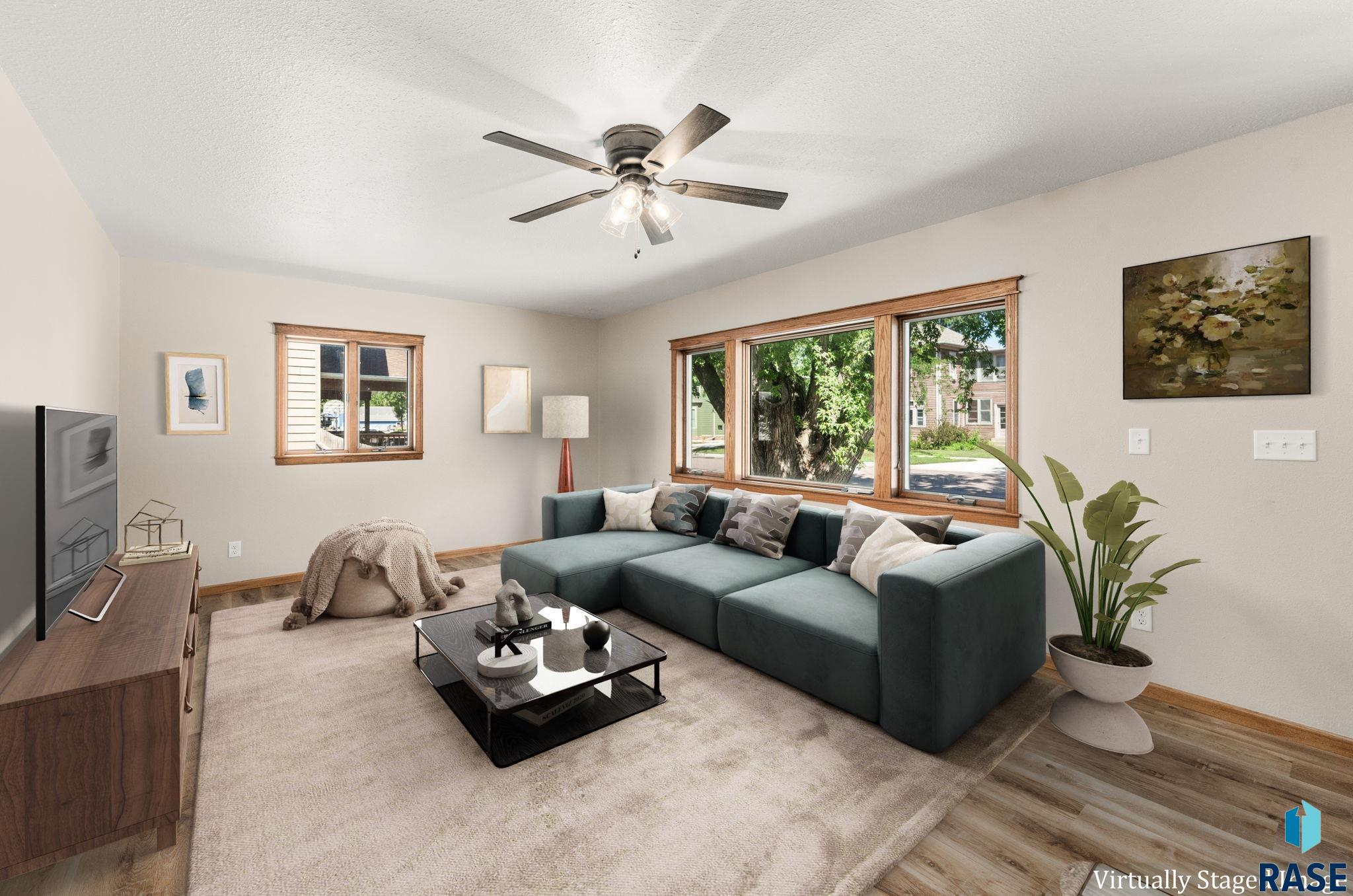 715 E 6th Street, Dell Rapids, SD 57022 — photo 3
