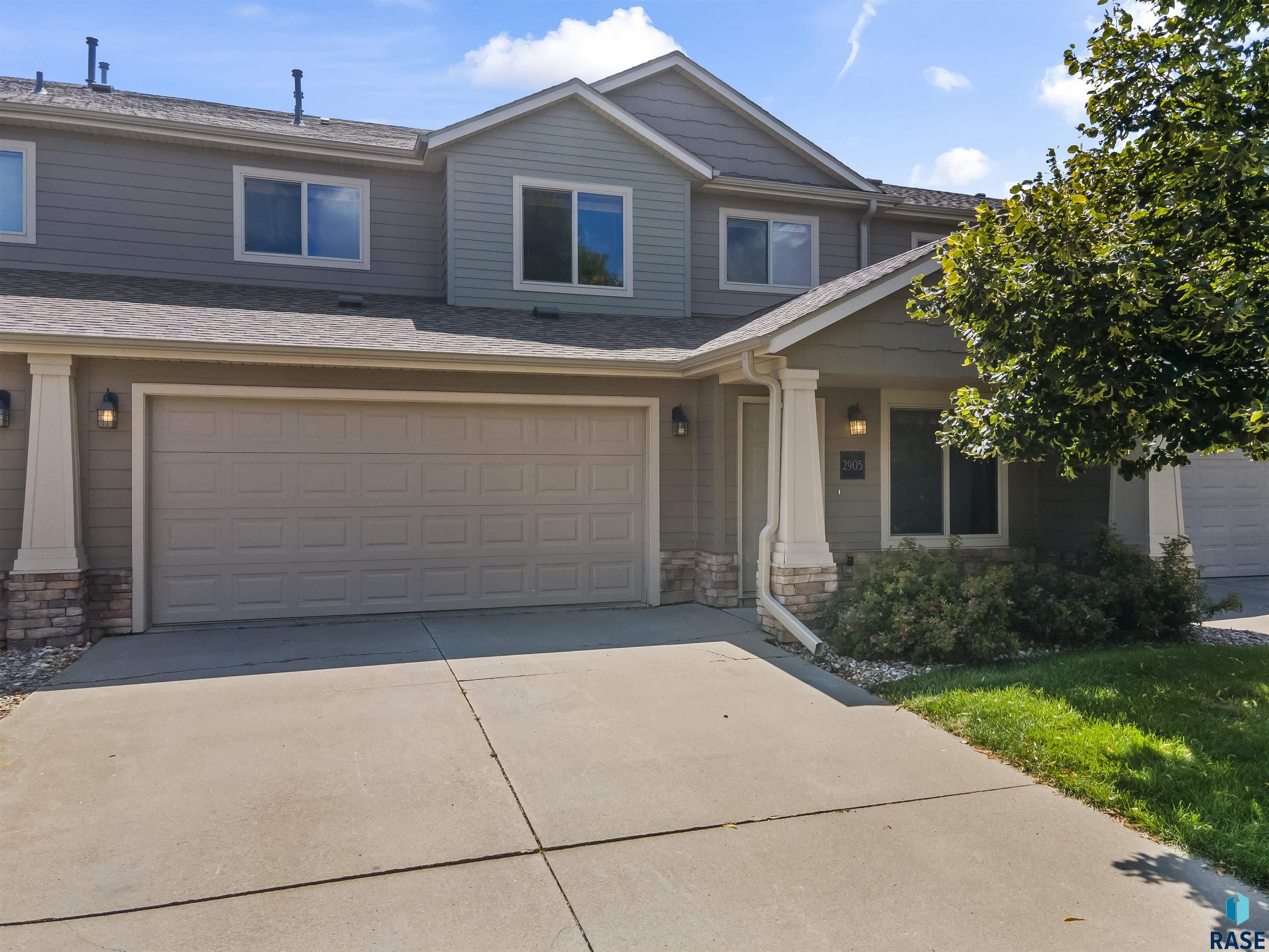 2905 E Indigo Place — photo
