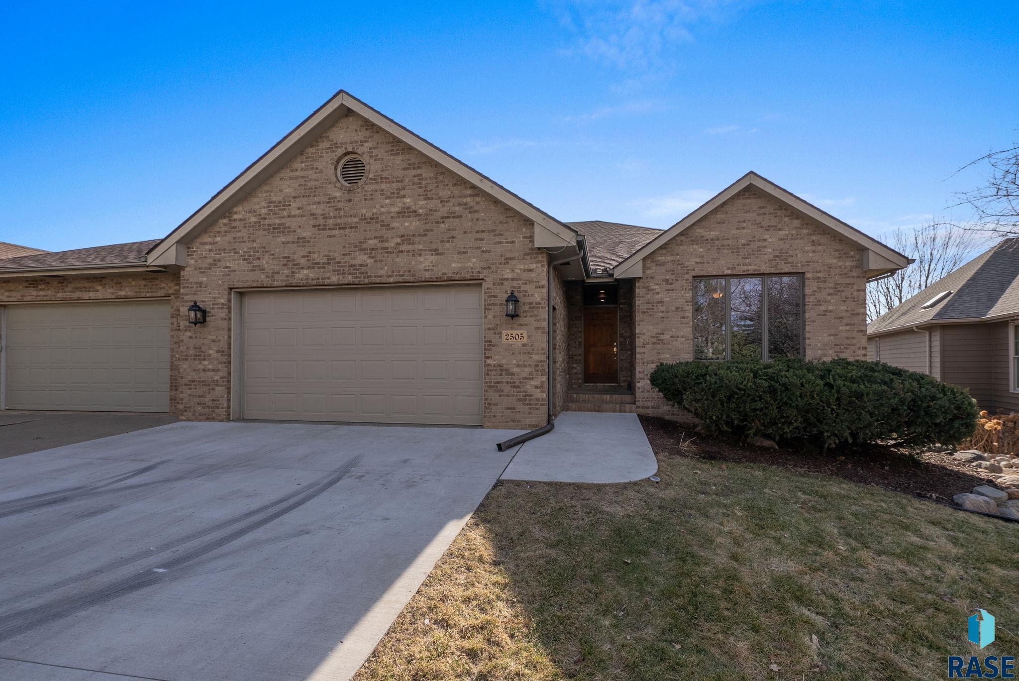 2505 S Big Timber Place — photo