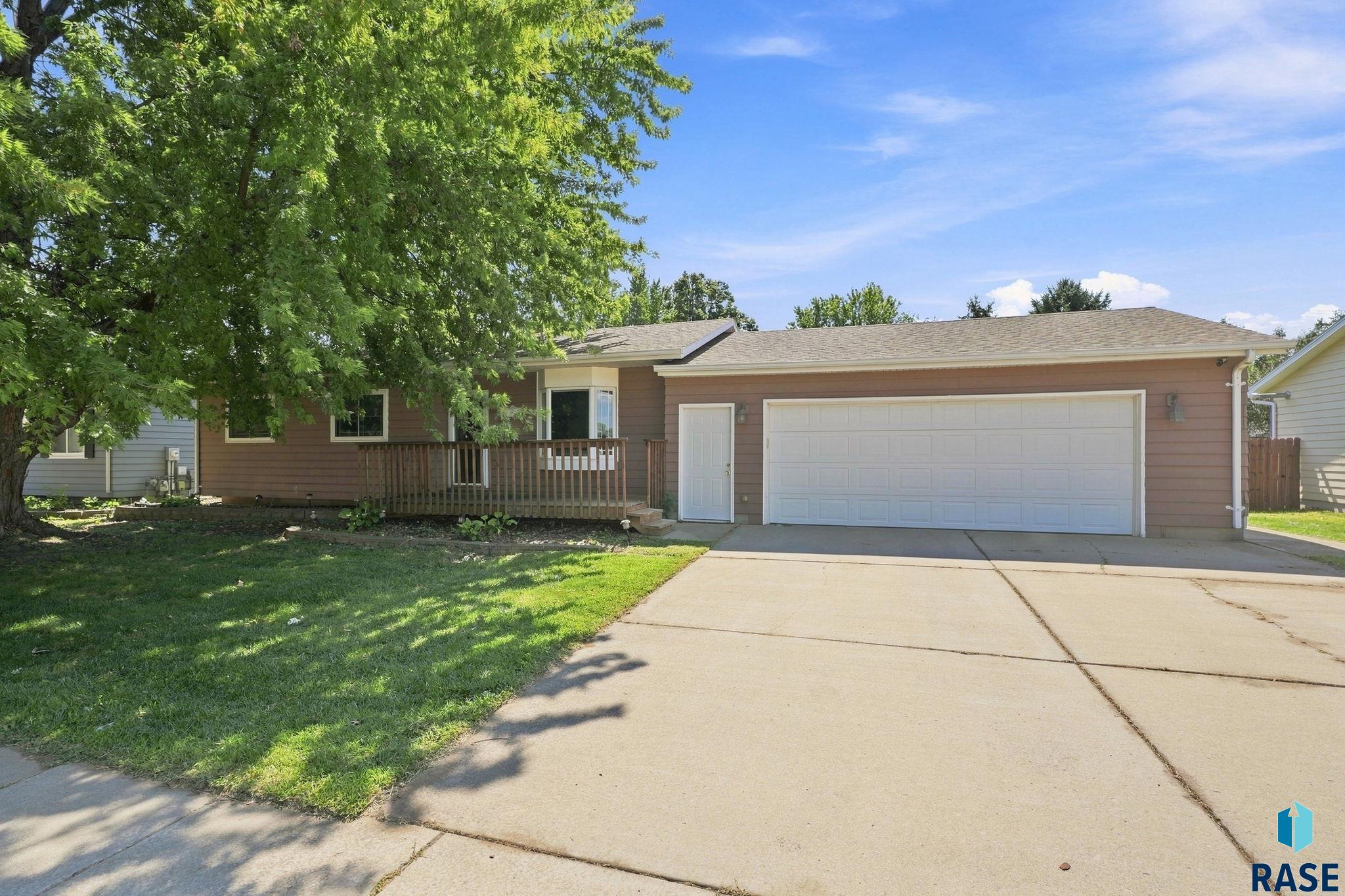 345 E Kevin Drive — photo