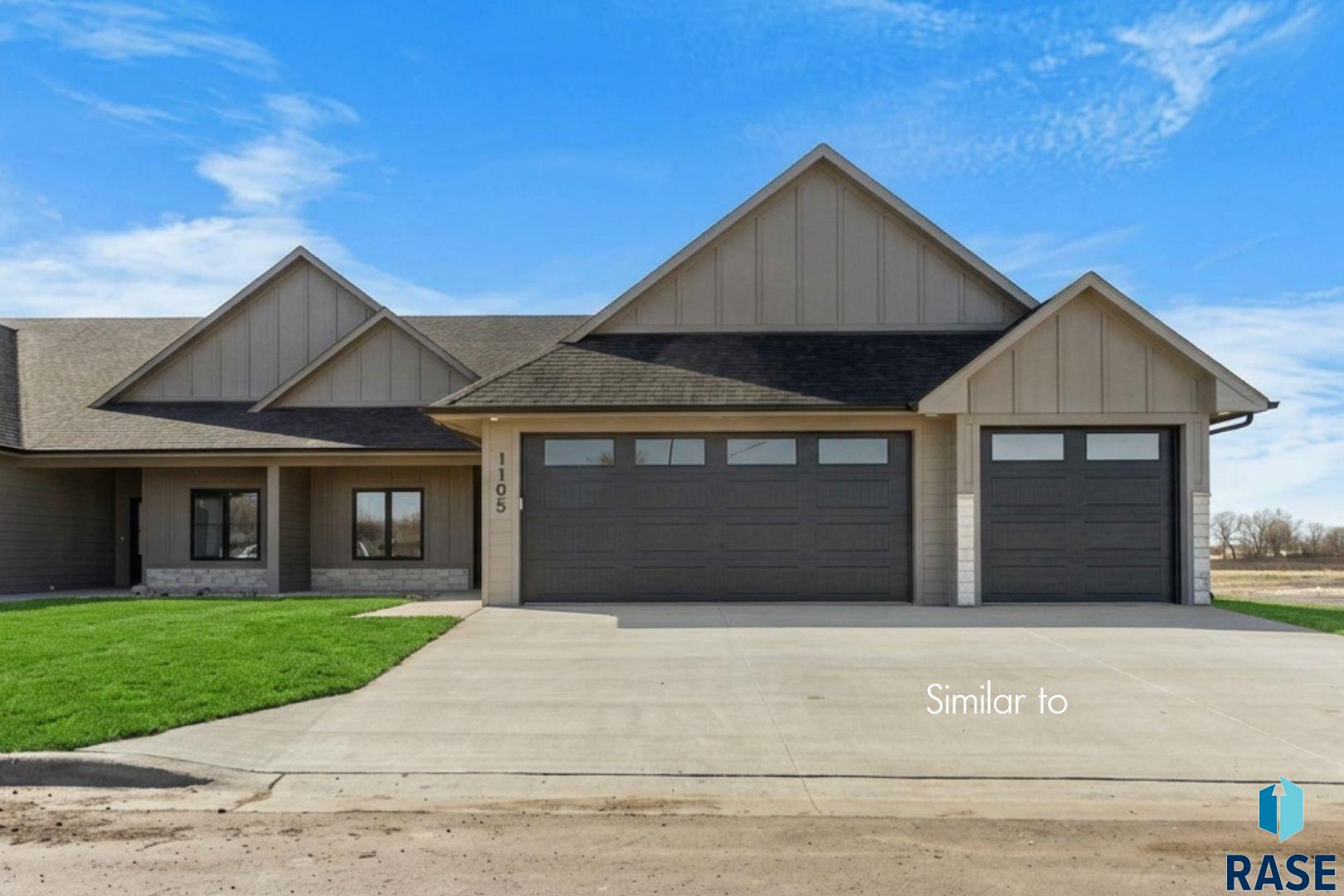 1227 E Thompson Place — photo
