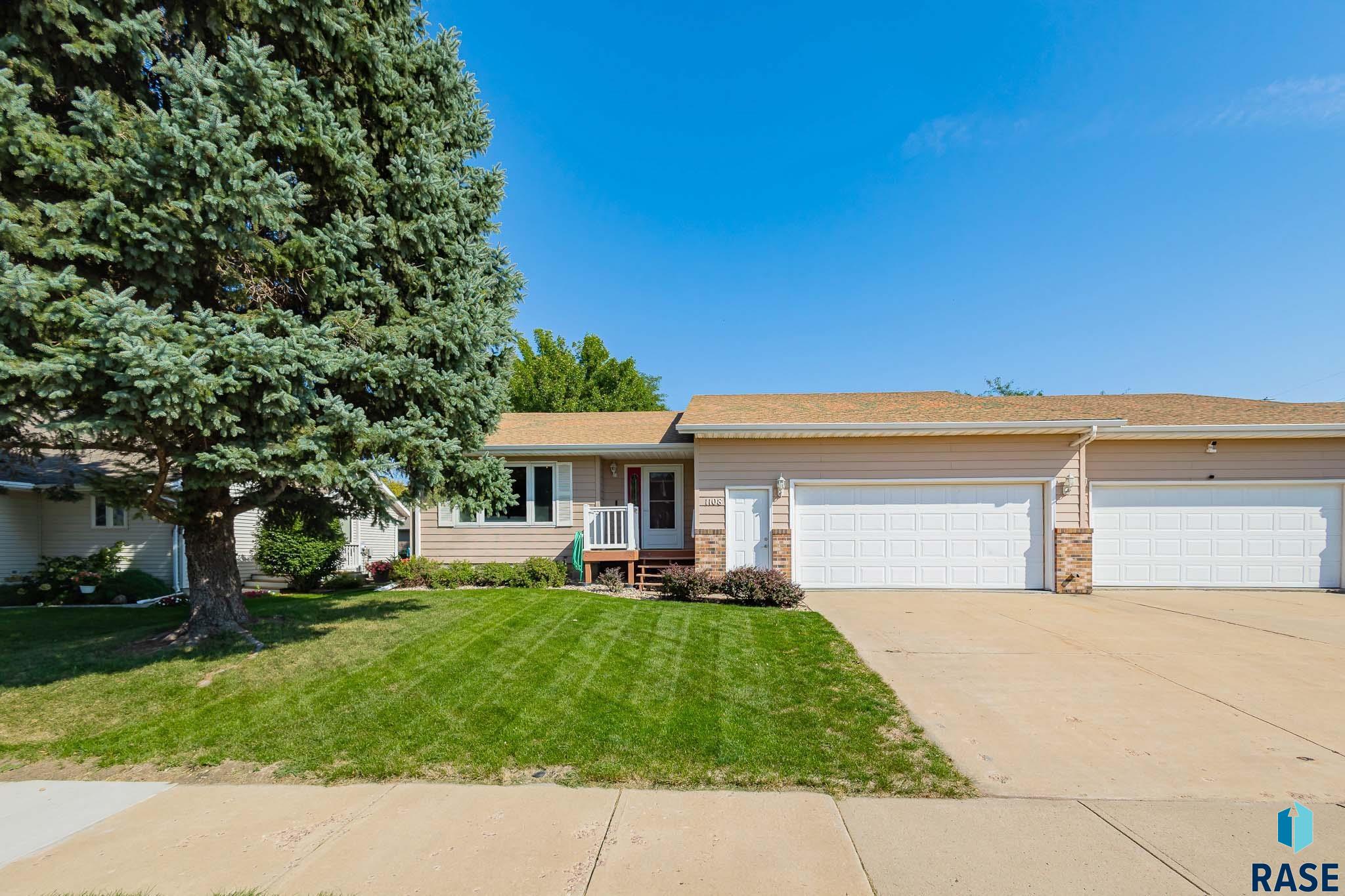1108 E Jane Lane — photo