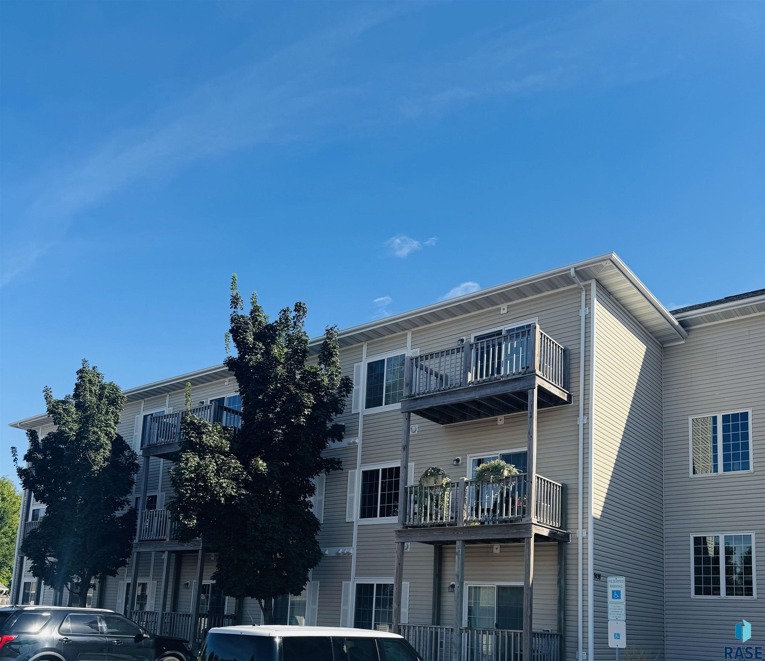 7438 S Louise Avenue D201 — photo
