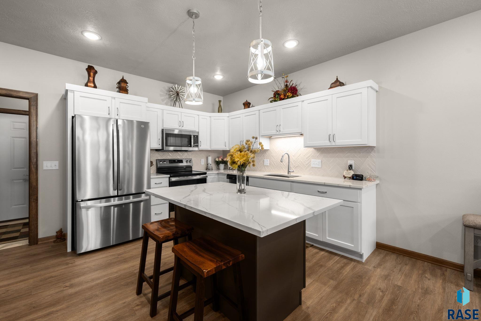2406 E Cama Place, Sioux Falls, SD 57108 — photo 2
