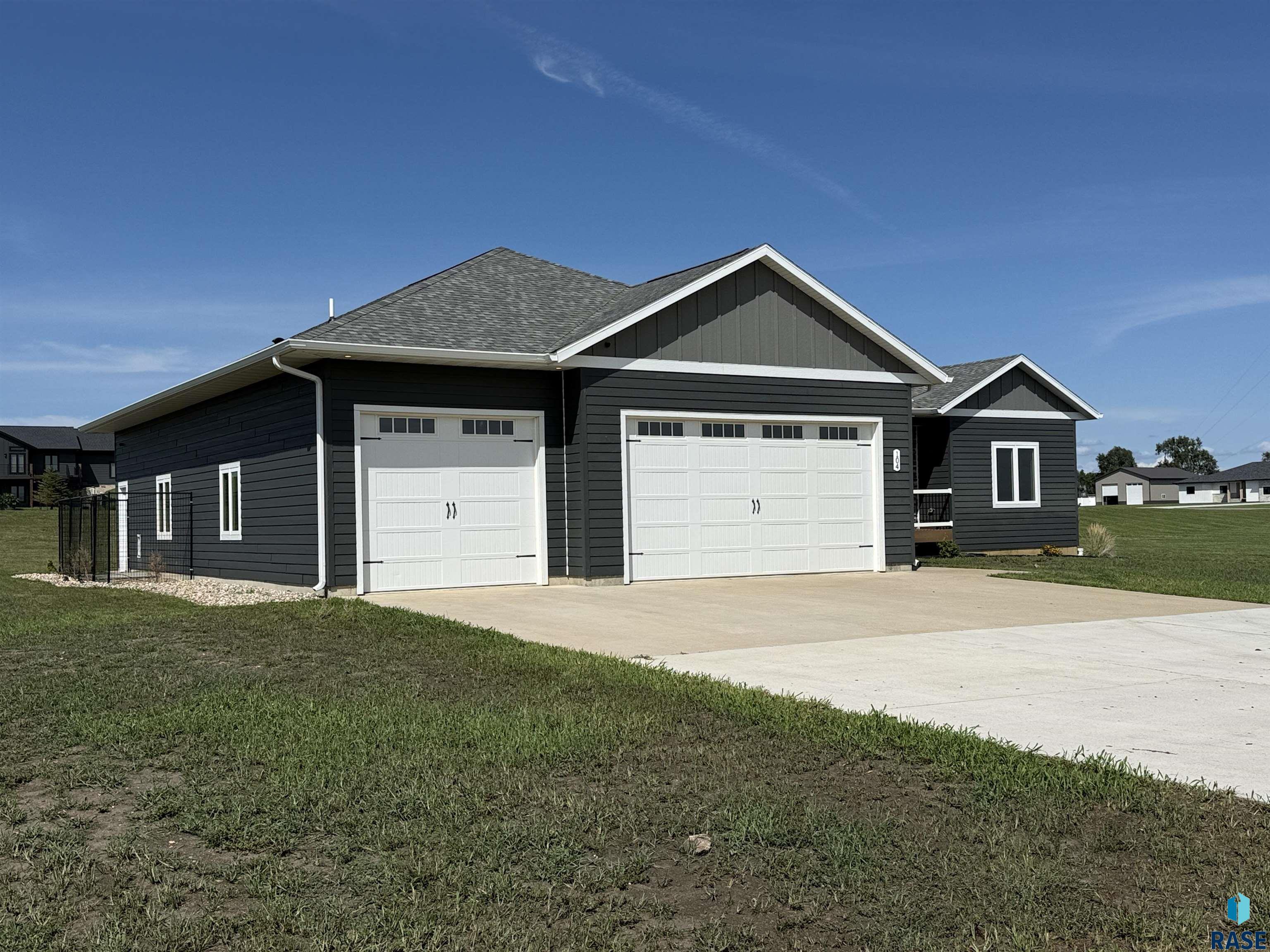 104 Caleb Court, Parker, SD 57053 — photo 3