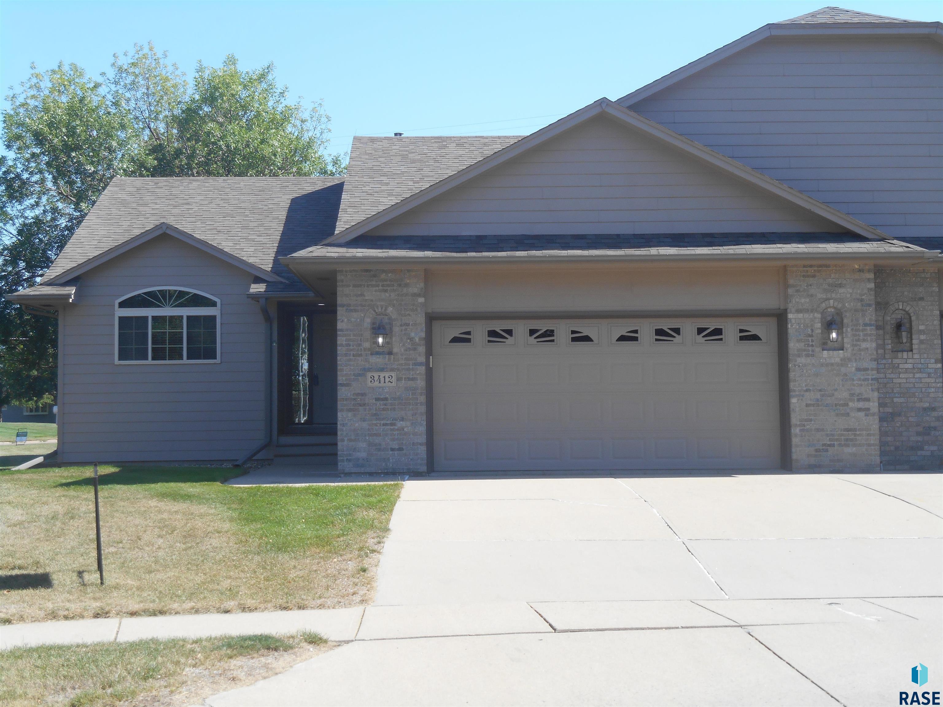 3412 S Harmony Drive — photo