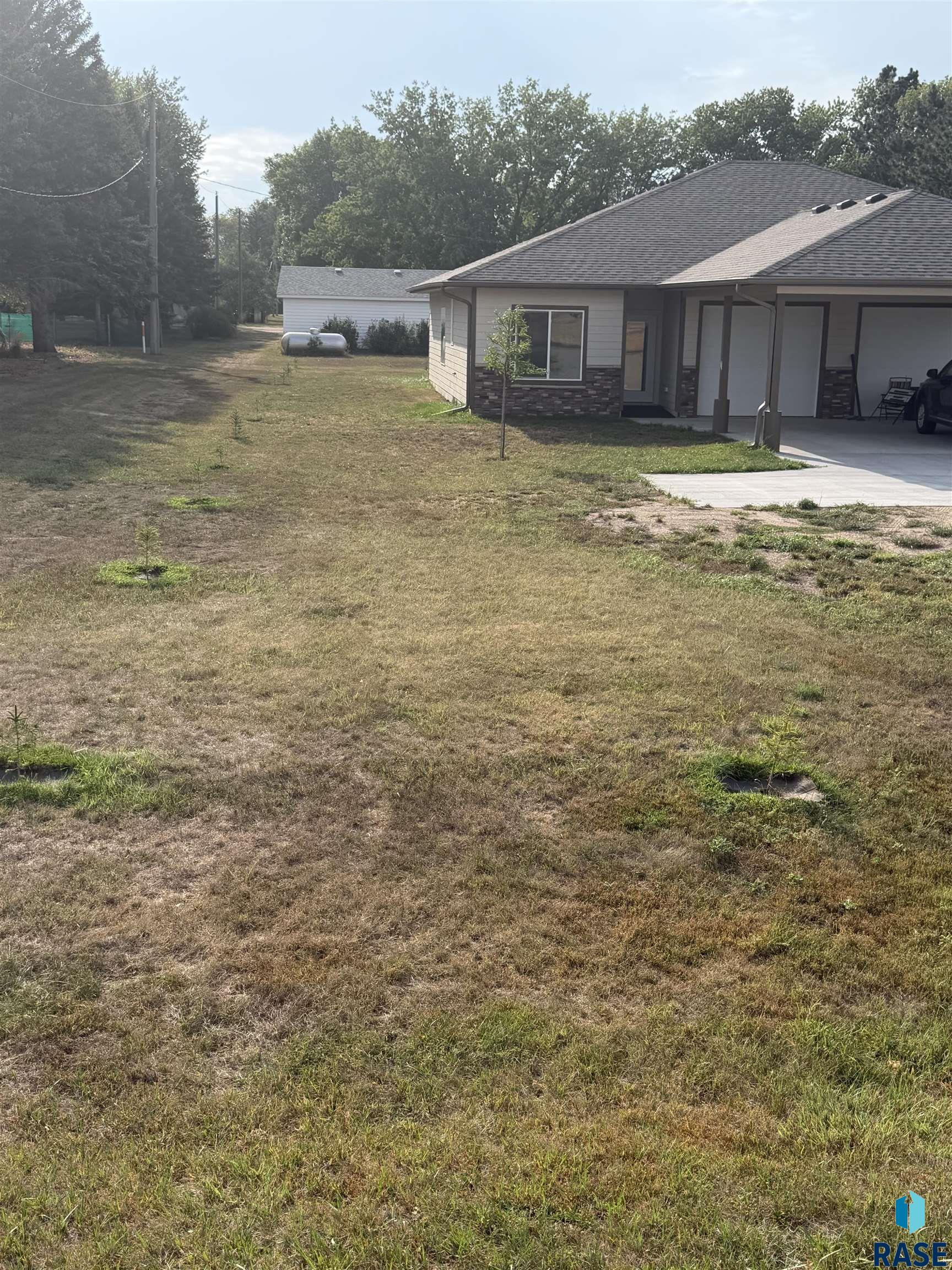 109 S County 9 Road — photo