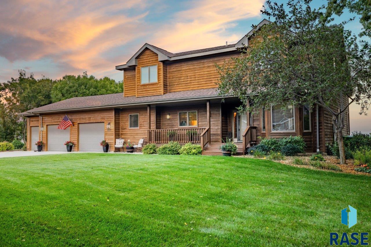 2817 Dailey Drive, Mitchell, SD 57301 — photo 3
