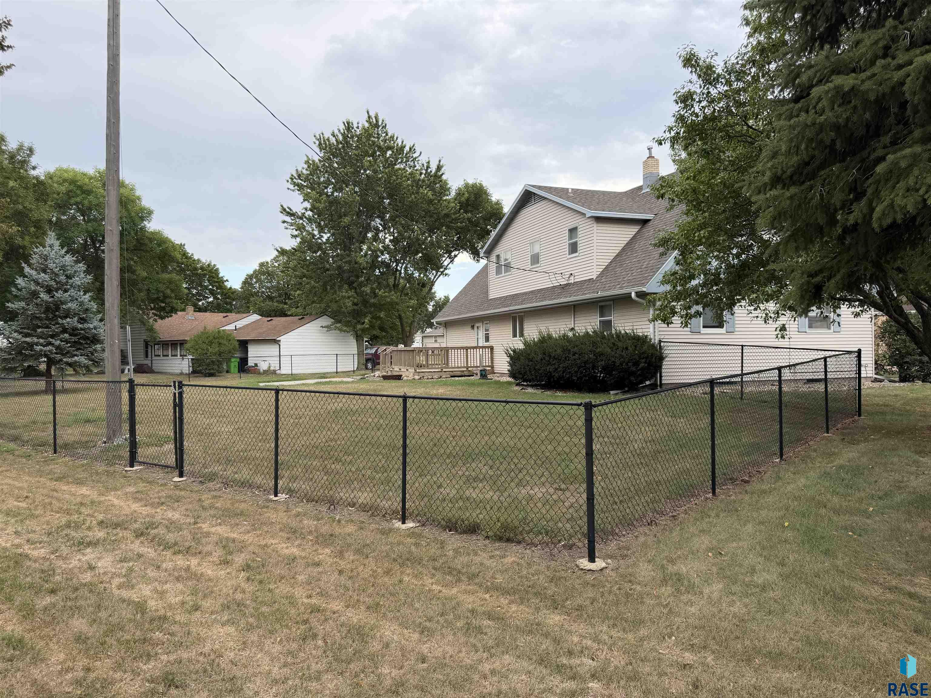 100 E Center Street, Marion, SD 57043 — photo 3