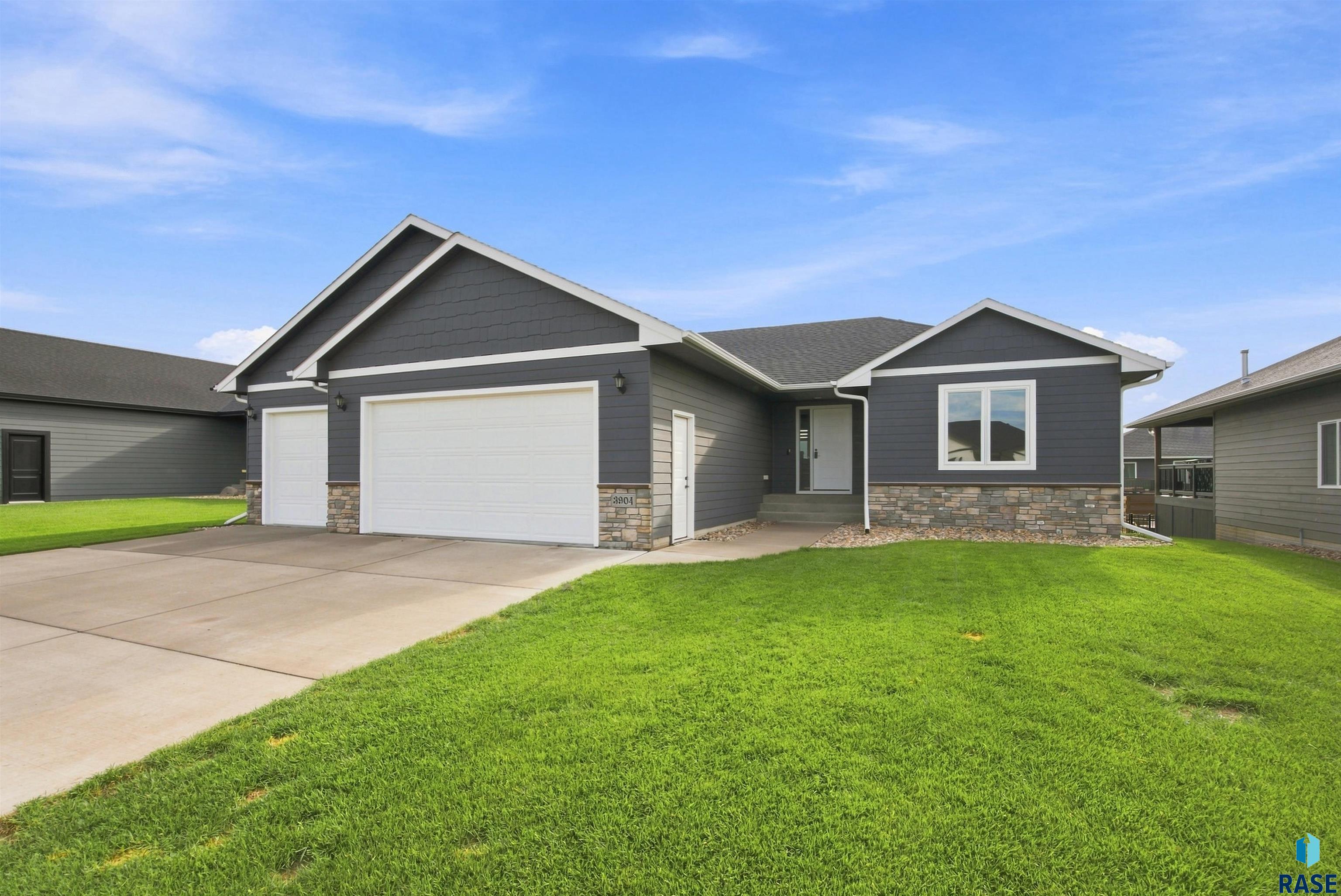 3904 S Catcher Court — photo