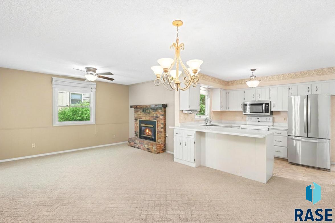 3504 E 33rd Street, Sioux Falls, SD 57103 — photo 3
