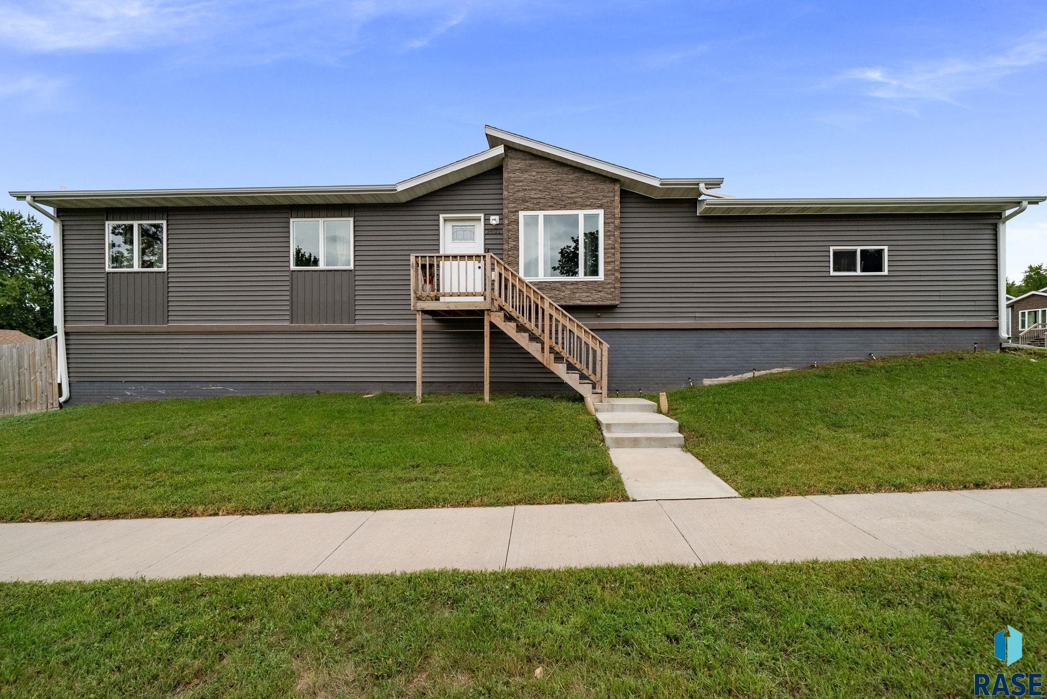 3401 E 13th Street, Sioux Falls, SD 57103 — photo 2