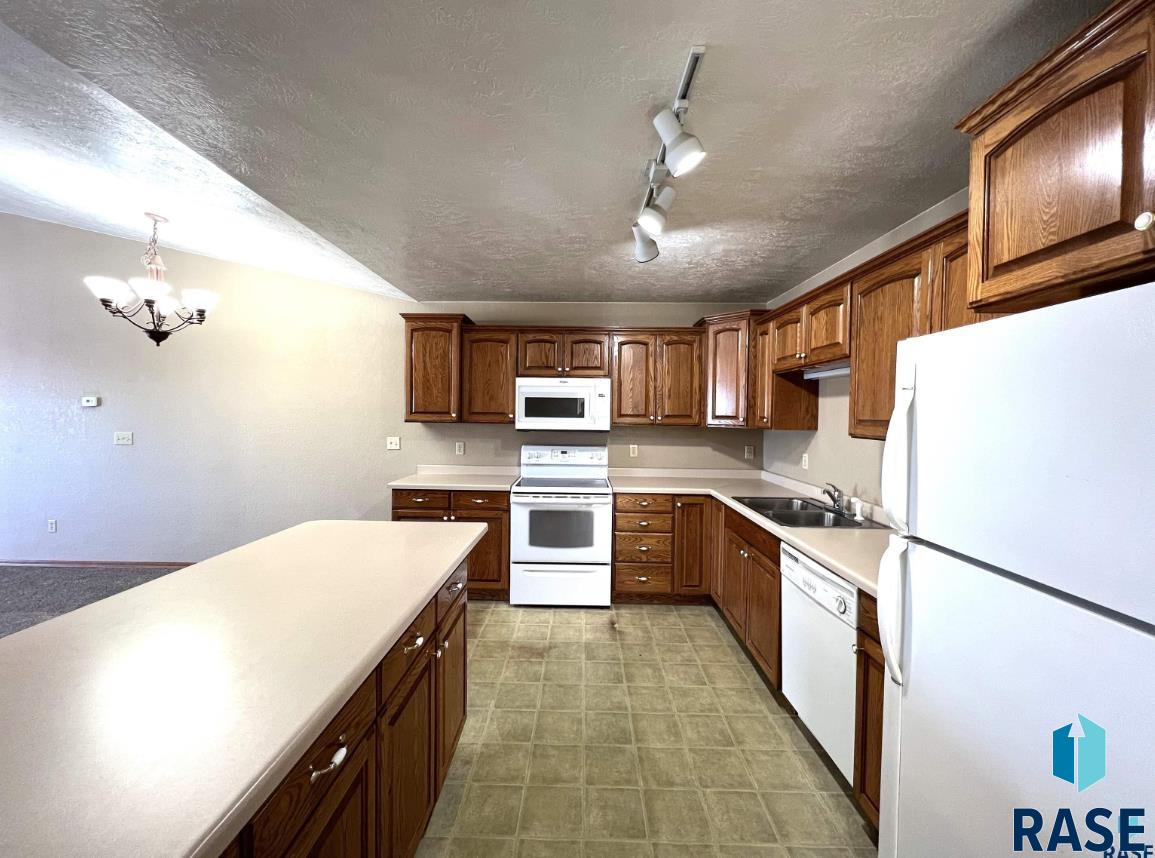 3100 E Bragstad Drive, Sioux Falls, SD 57103 — photo 3