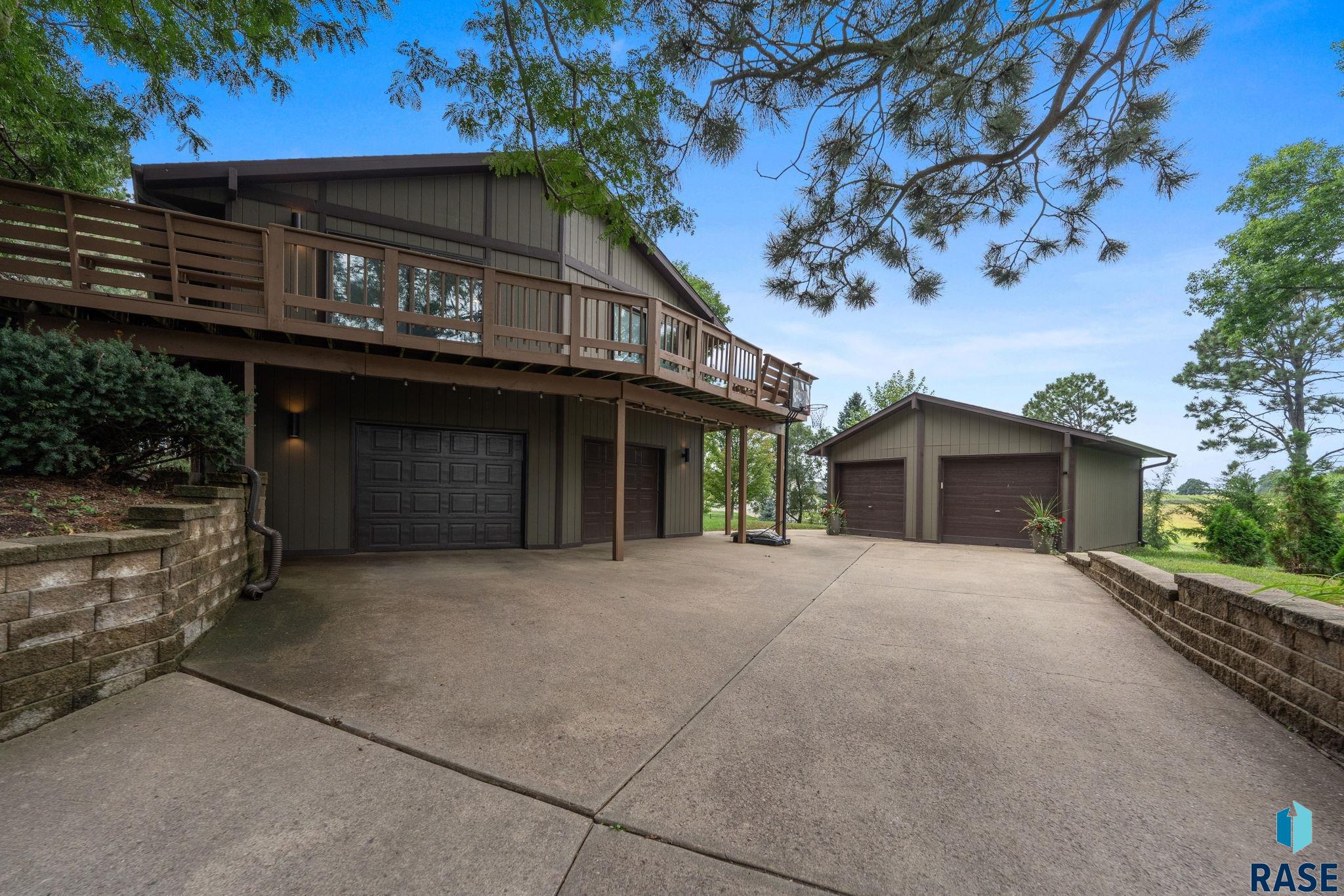 6908 E Pine Lake Drive, Sioux Falls, SD 57110 — photo 2