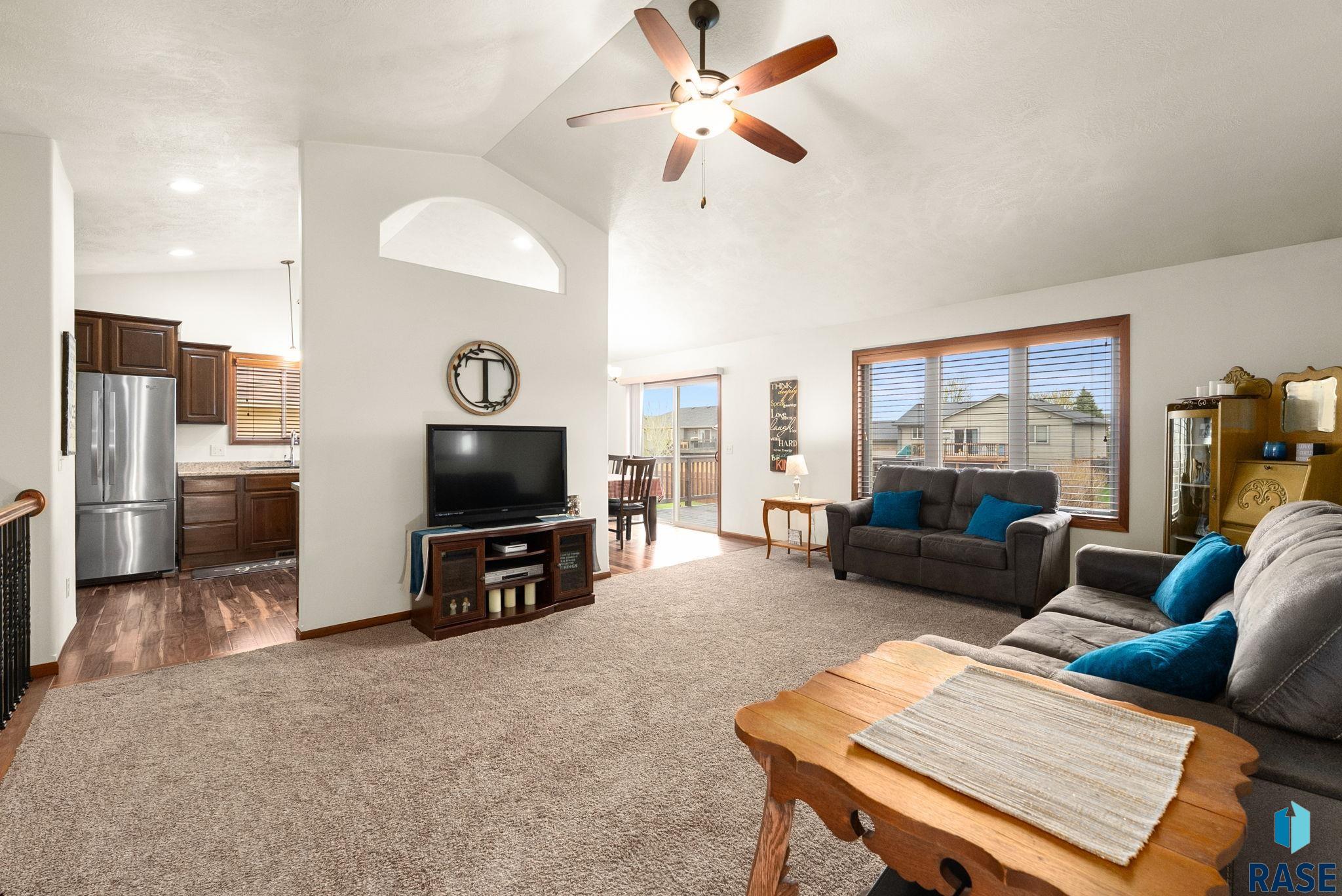710 Fox Court, Tea, SD 57064 — photo 2