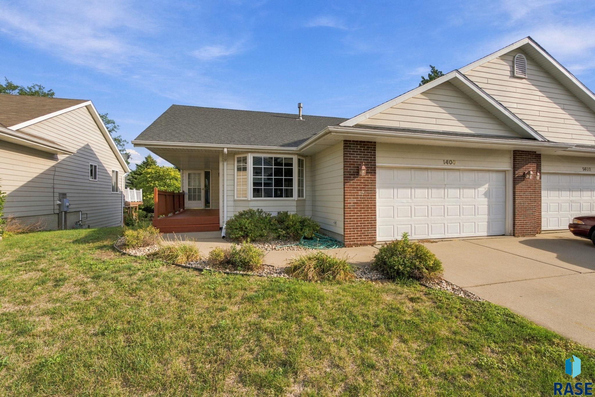 1400 E Northstar Lane — photo