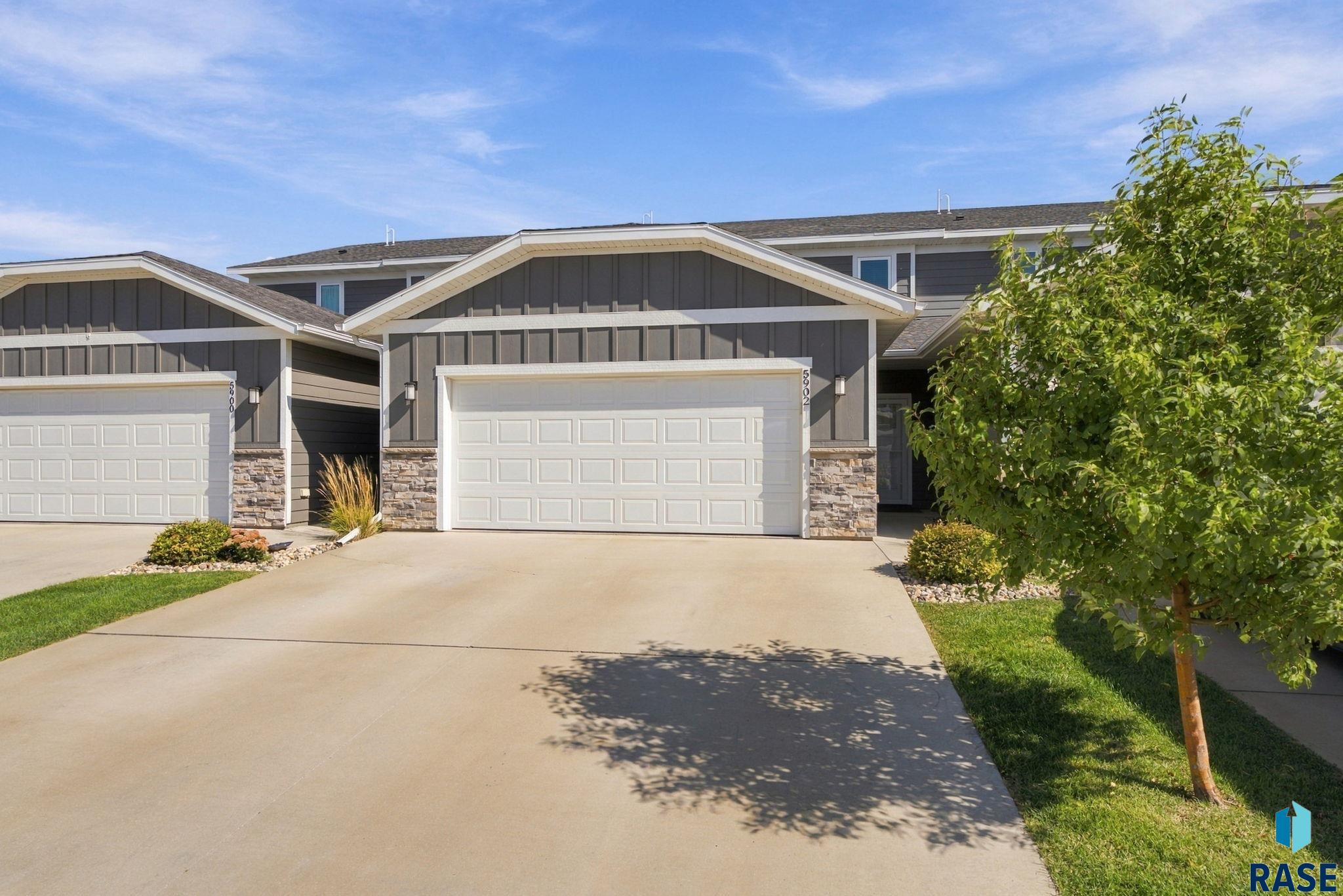 5902 S Whisper Creek Place — photo