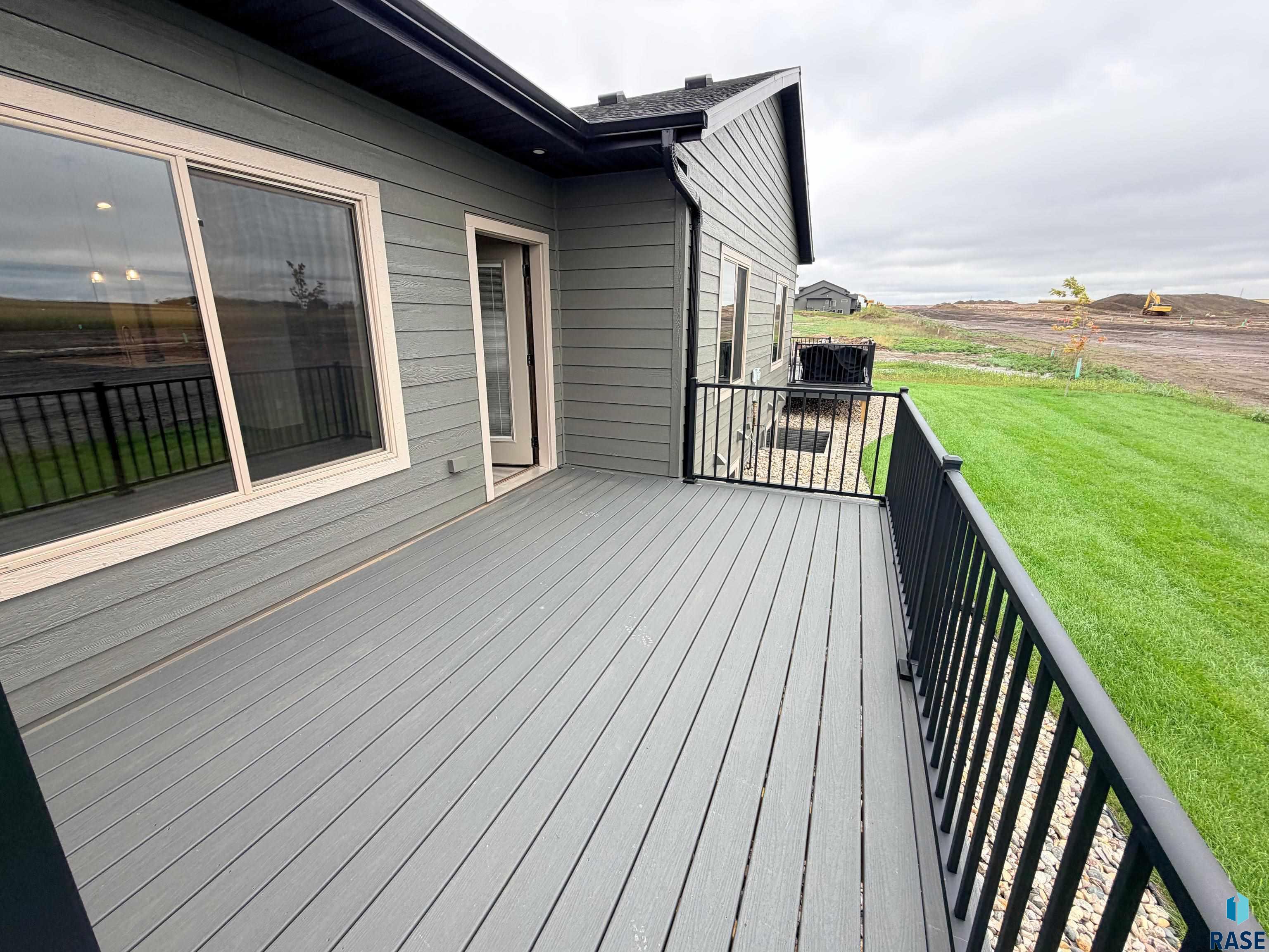 2810 E Hazelnut Street, Brandon, SD 57005 — photo 3