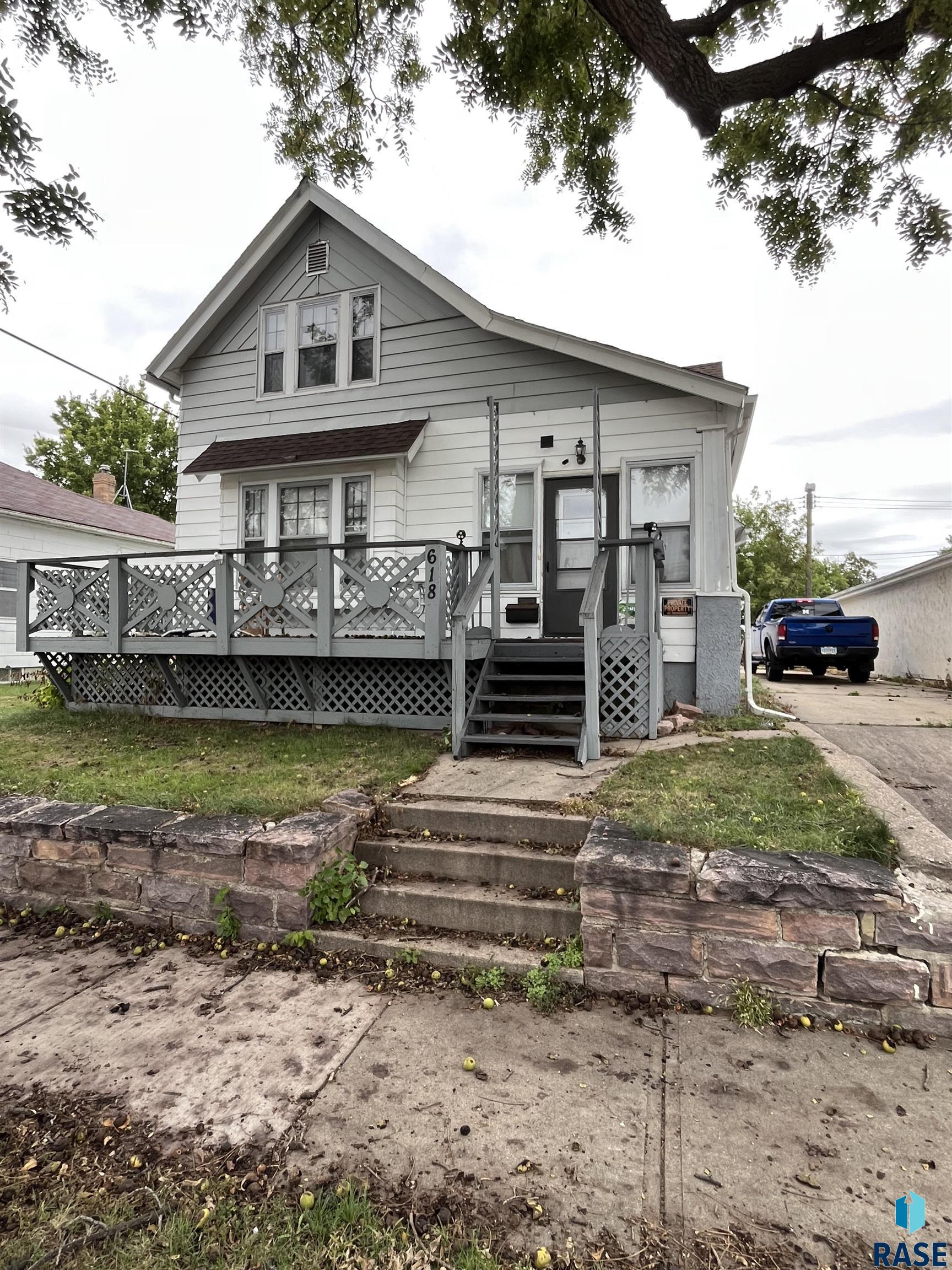618 W 13th Street — photo