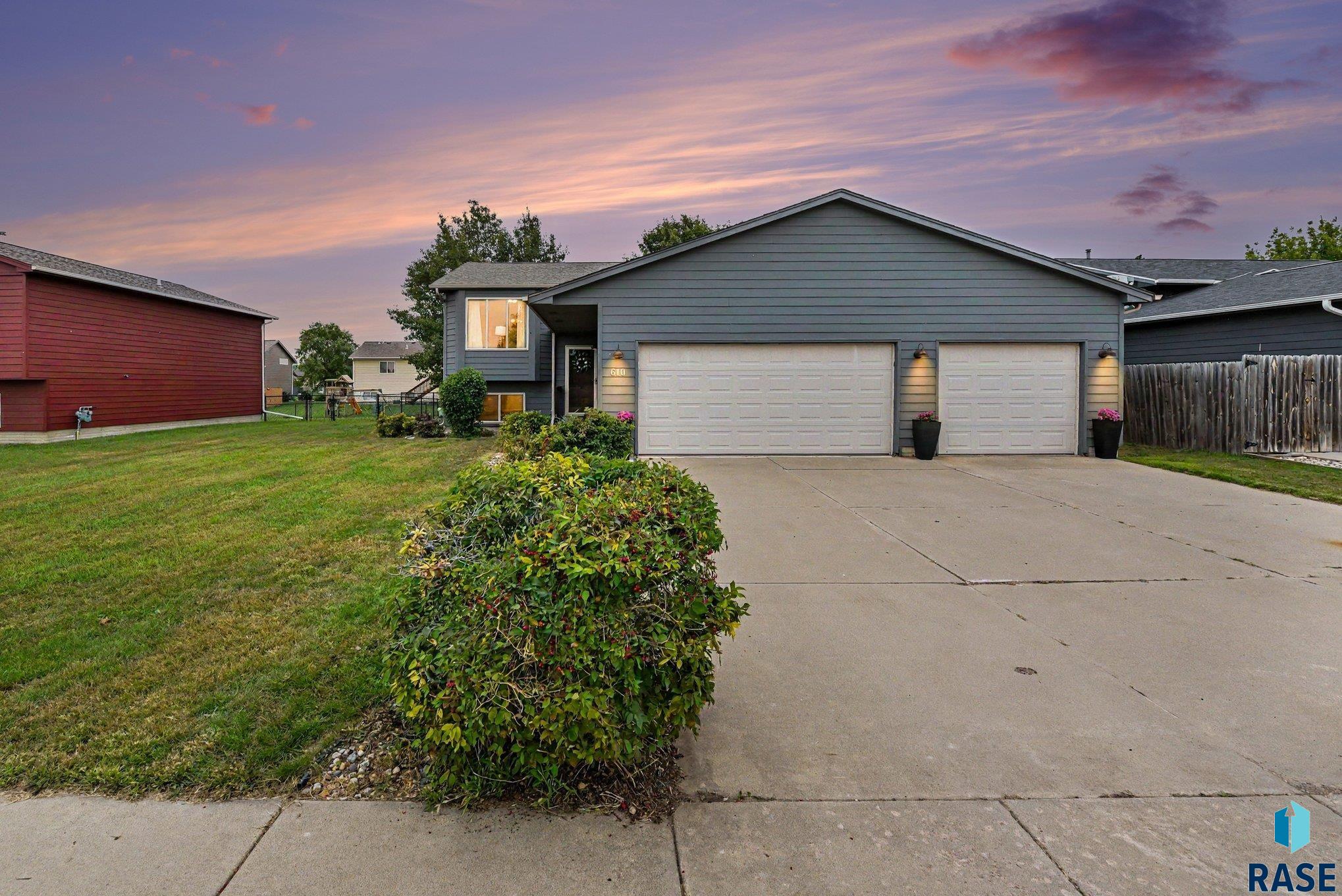 610 Teddy Street — photo