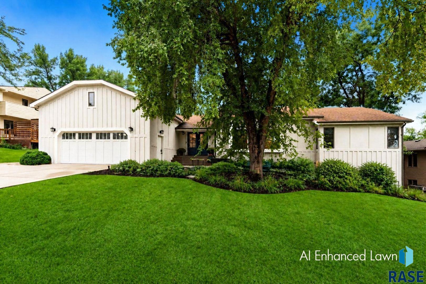 321 E Aspen Drive, Sioux Falls, SD 57105 — photo 2