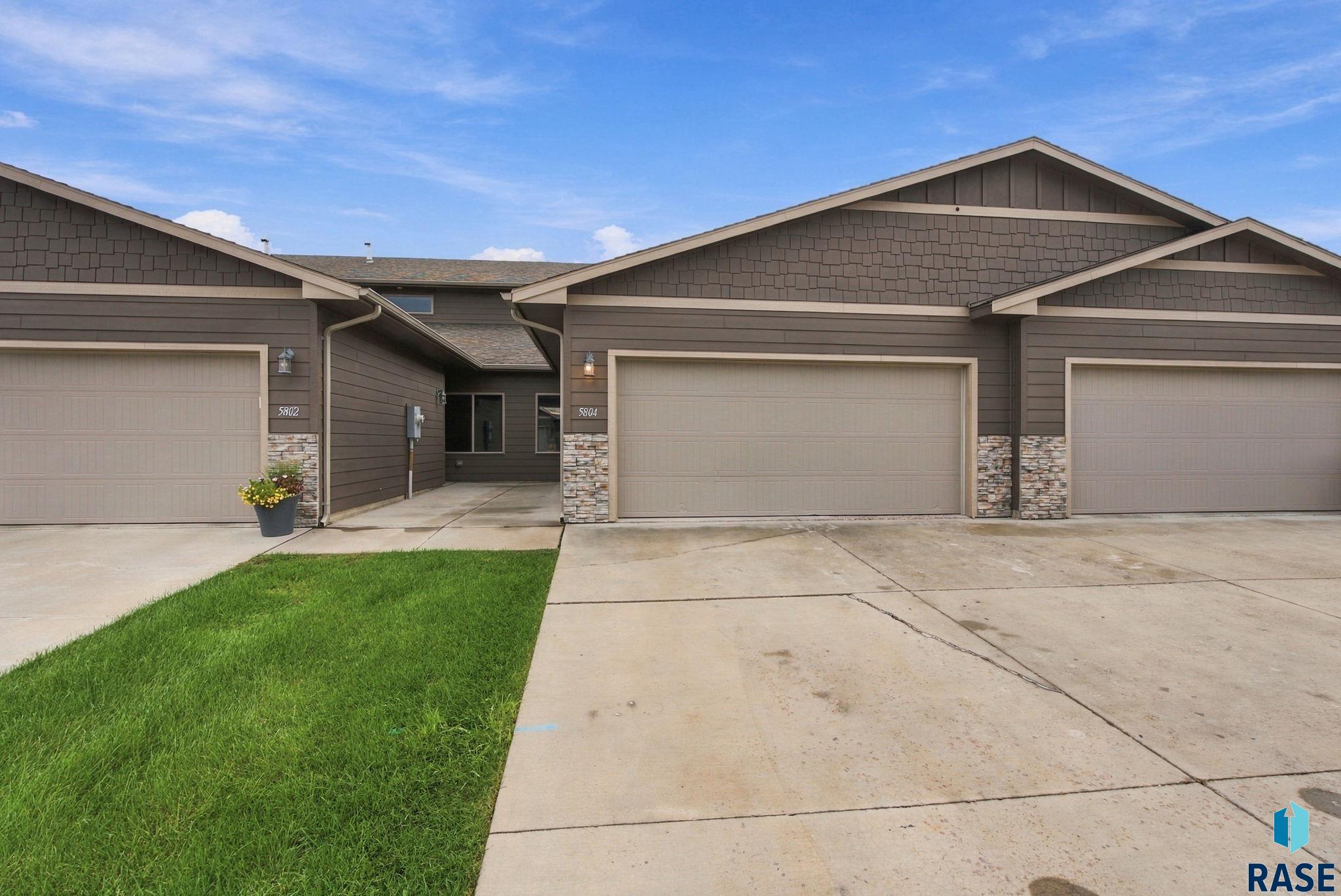 5804 S Bounty Place — photo