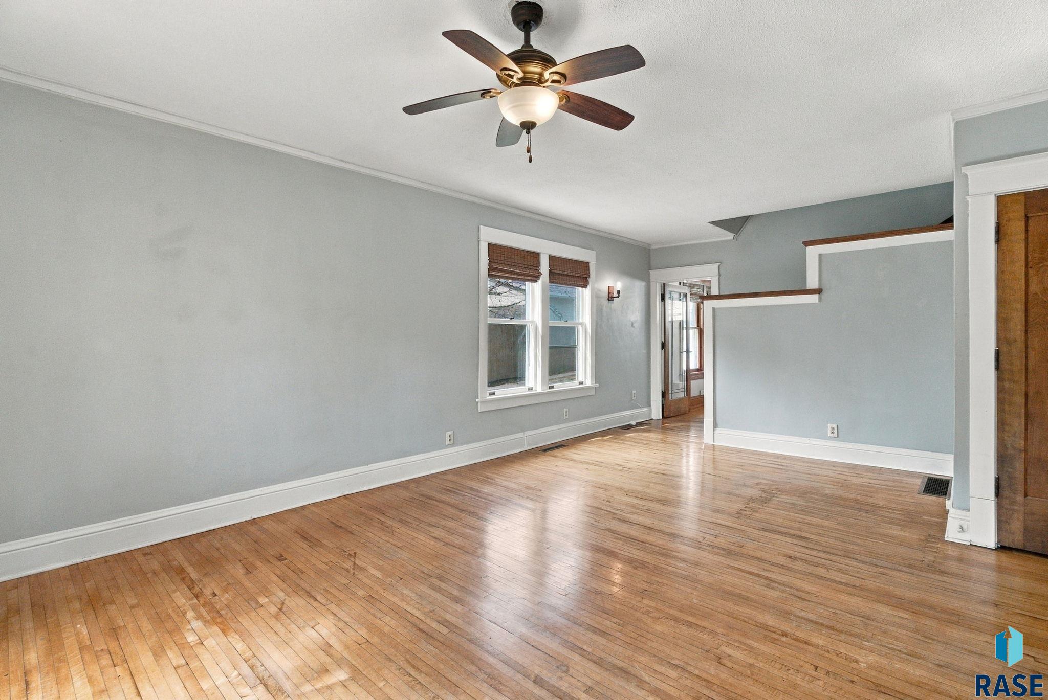404 E 5th Street, Dell Rapids, SD 57022 — photo 3