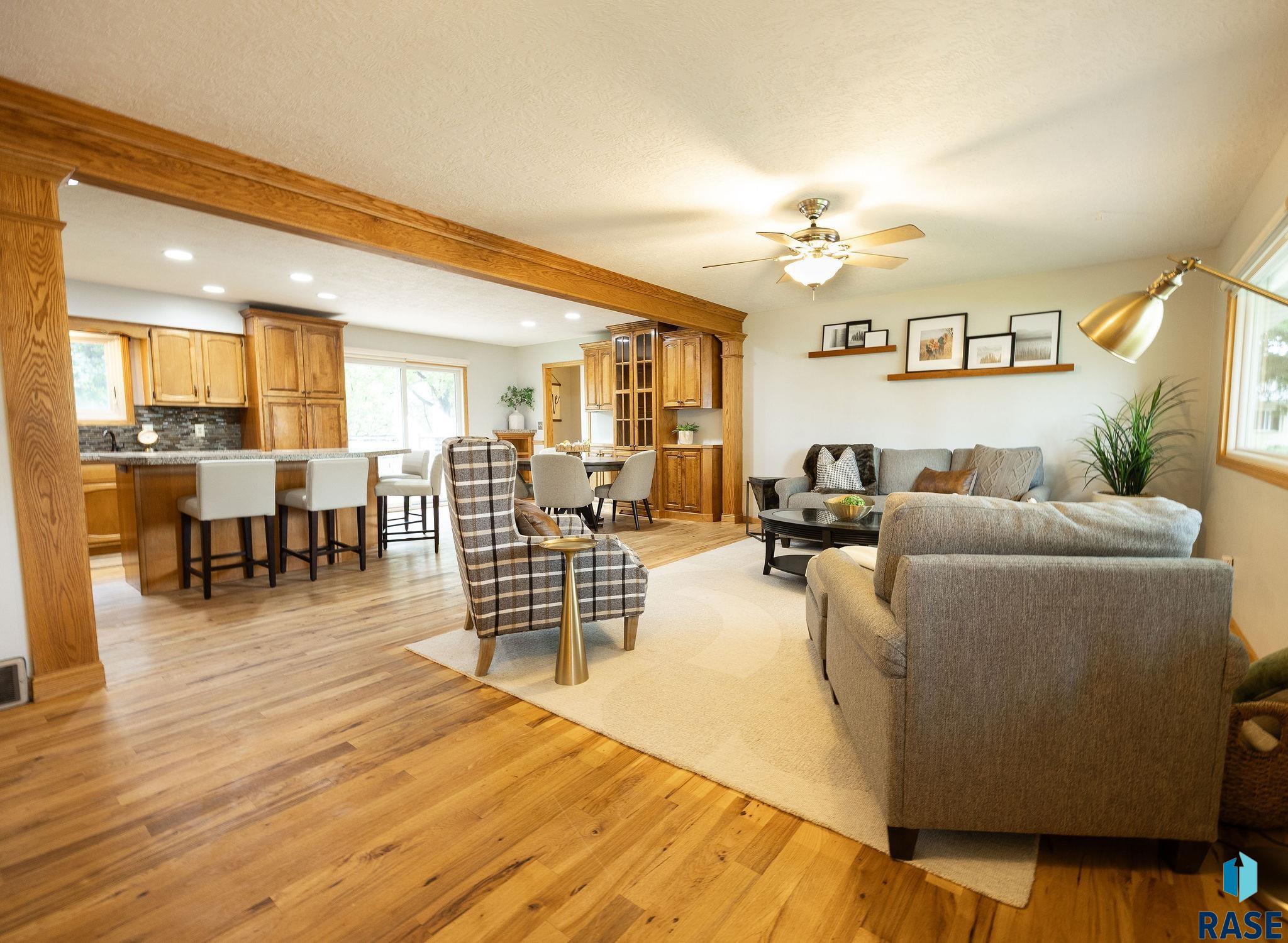 1609 E Sylvan Circle, Brandon, SD 57005