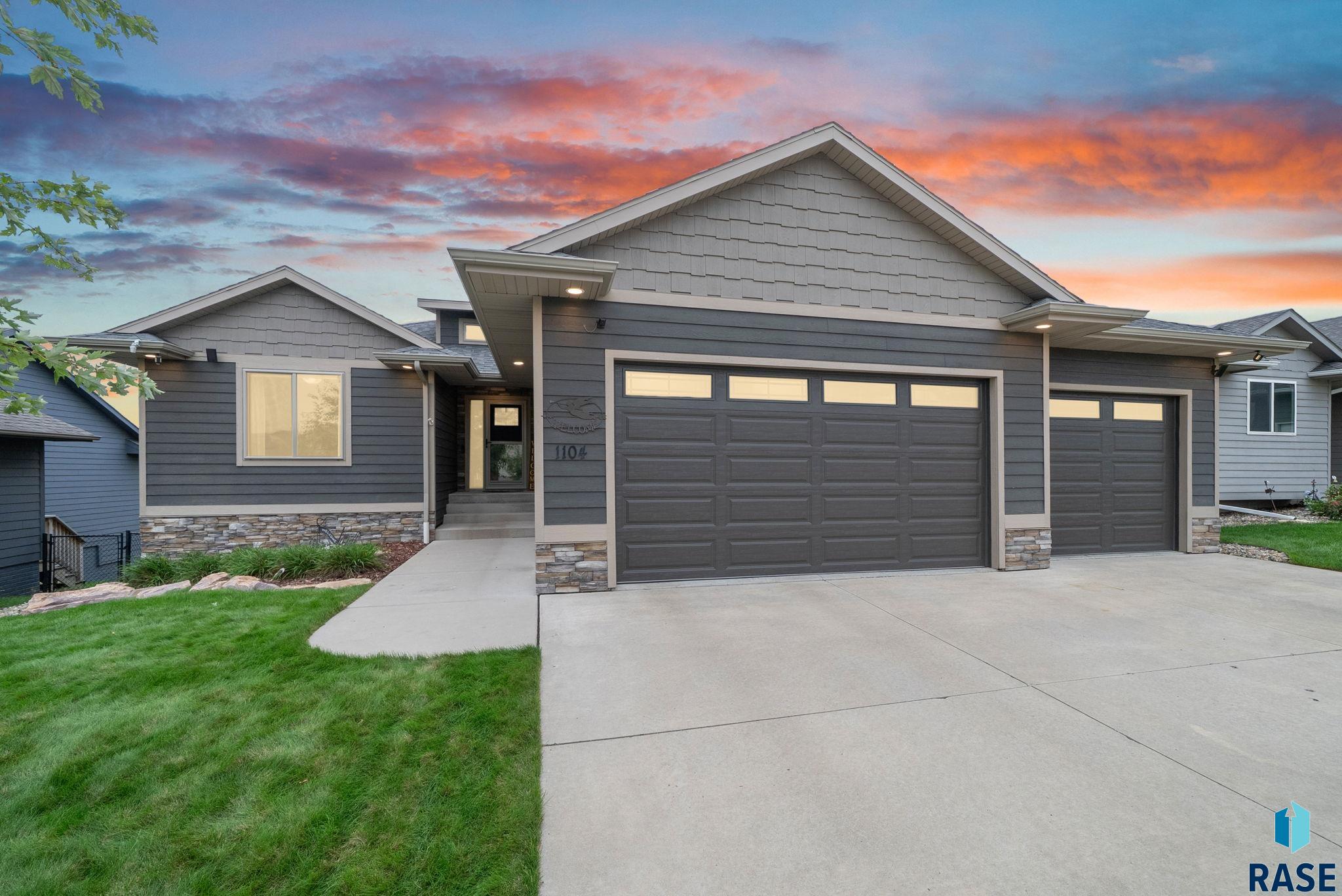 1104 N Archer Drive — photo
