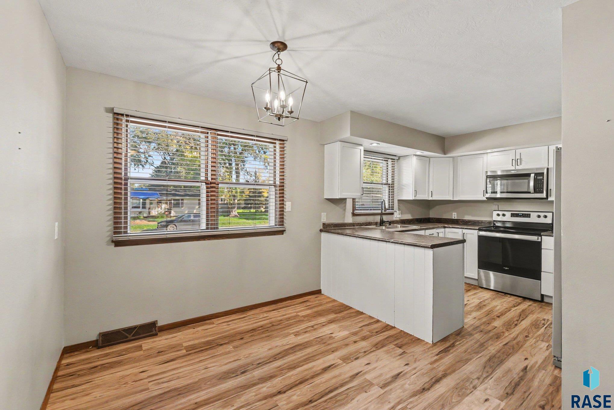 1916 Sylvan Circle, Brandon, SD 57005 — photo 2