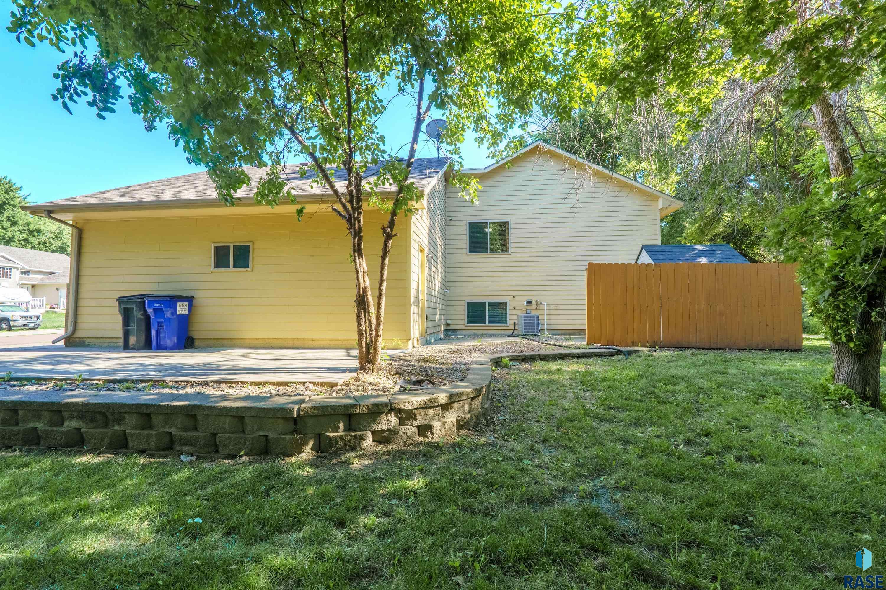1920 E Tracy Lane, Sioux Falls, SD 57103 — photo 3