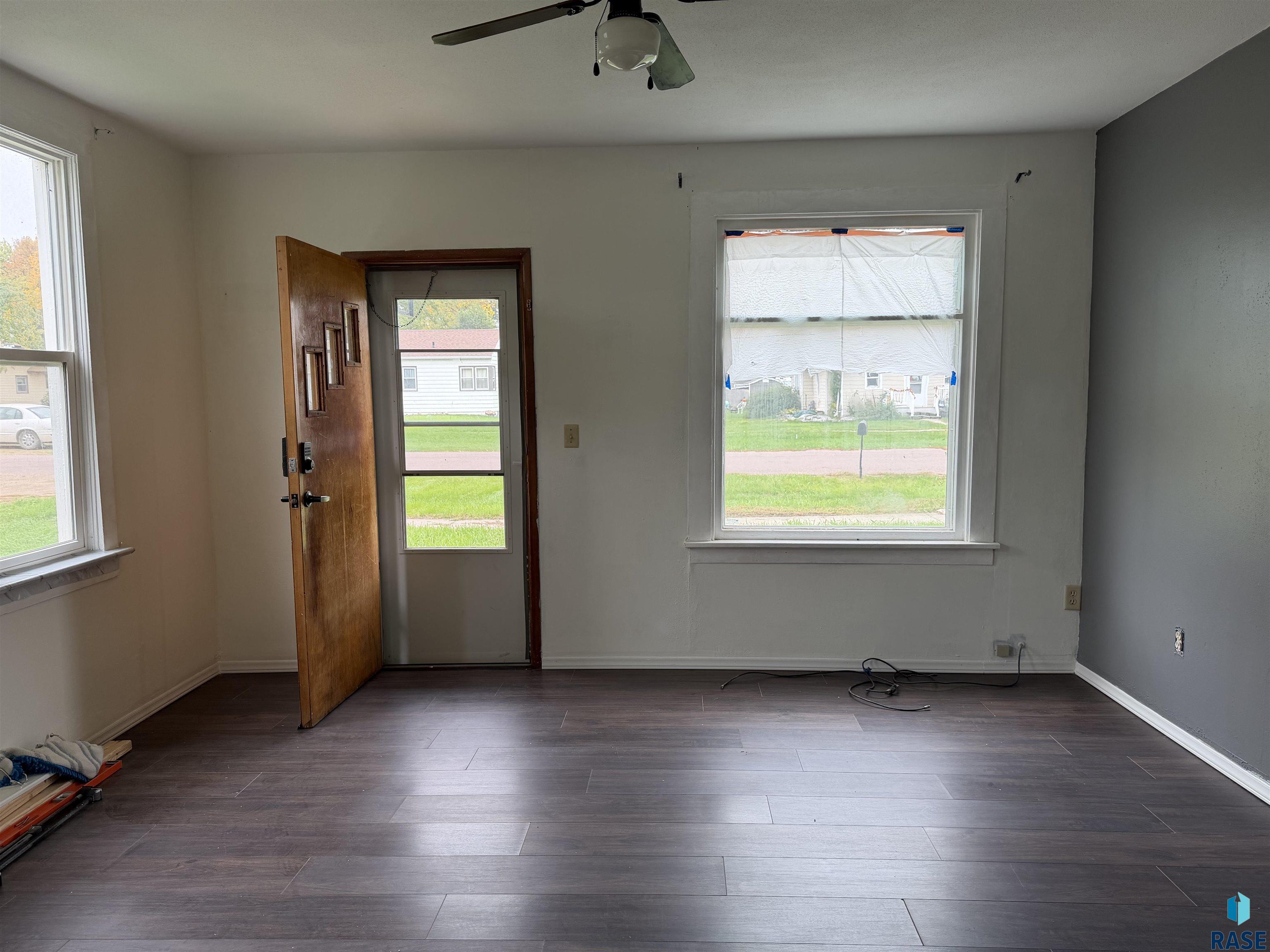 210 E State Street, Marion, SD 57043 — photo 3