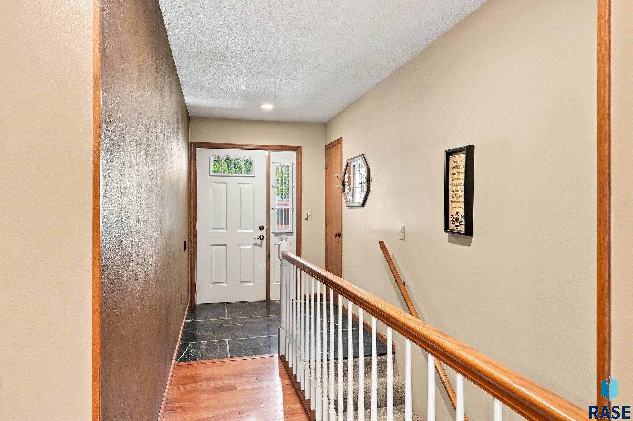 1311 E 54th Street, Sioux Falls, SD 57103 — photo 2