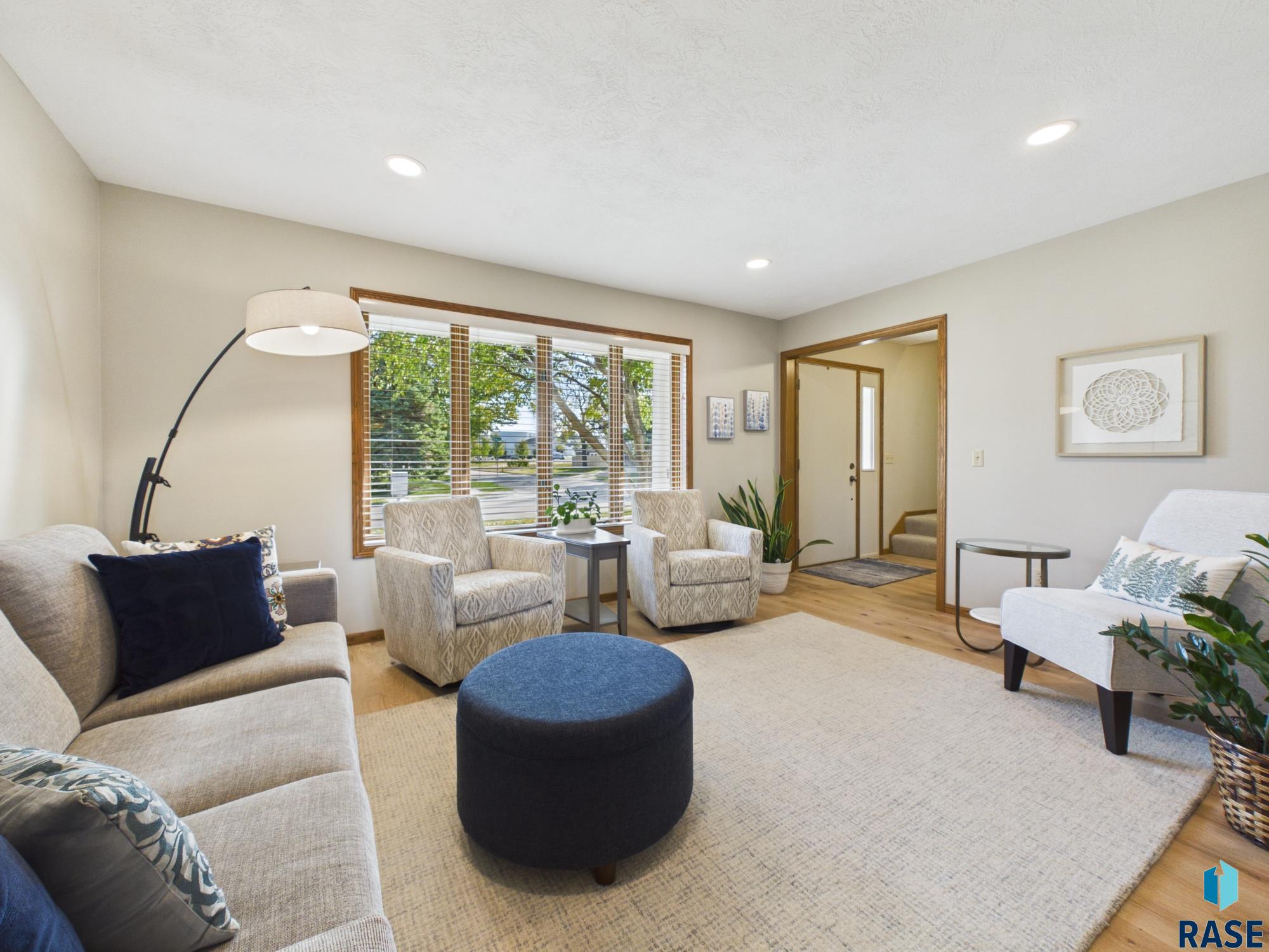 2900 E 52nd Street, Sioux Falls, SD 57103 — photo 3