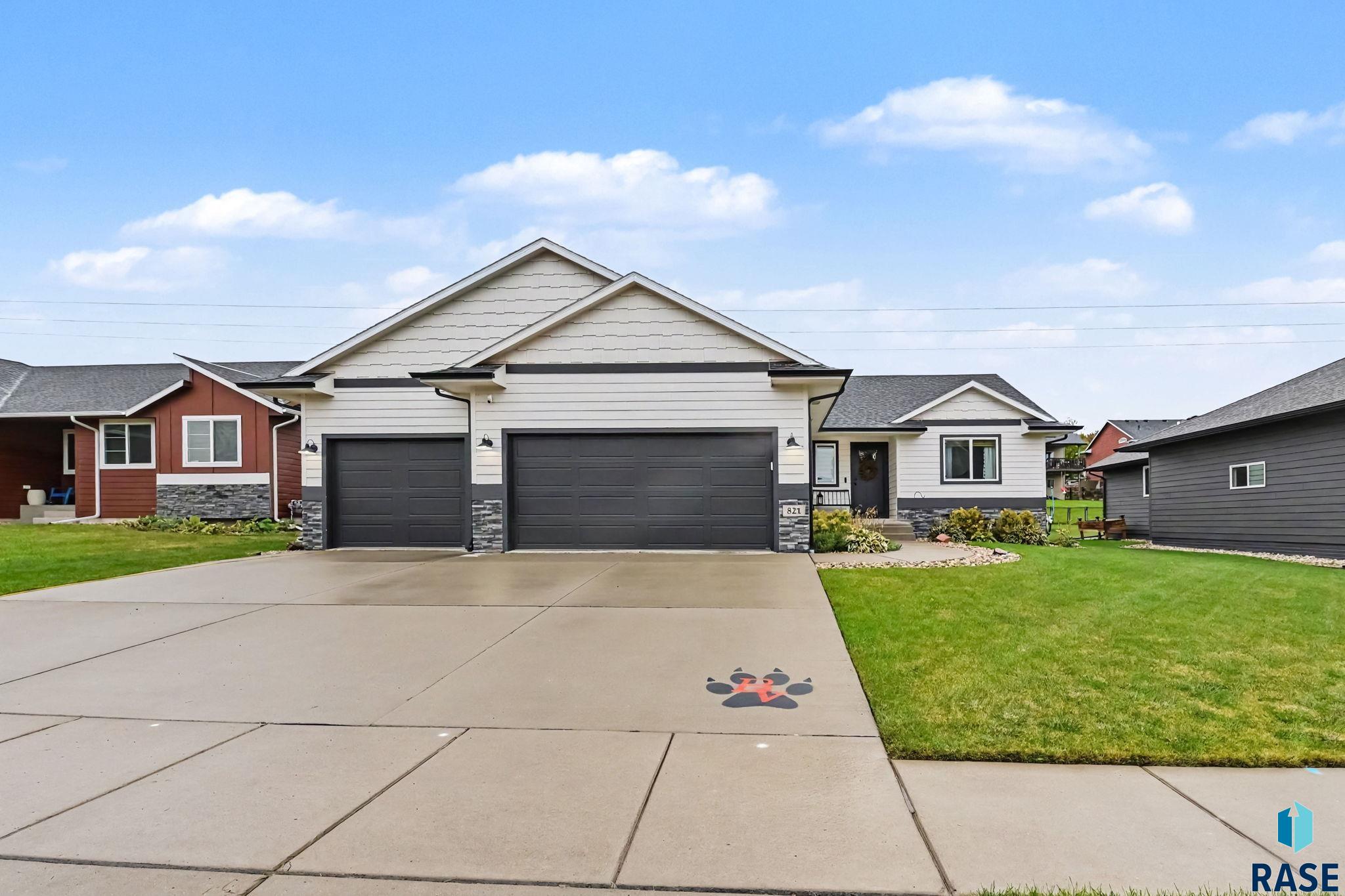 821 N Anthem Drive — photo