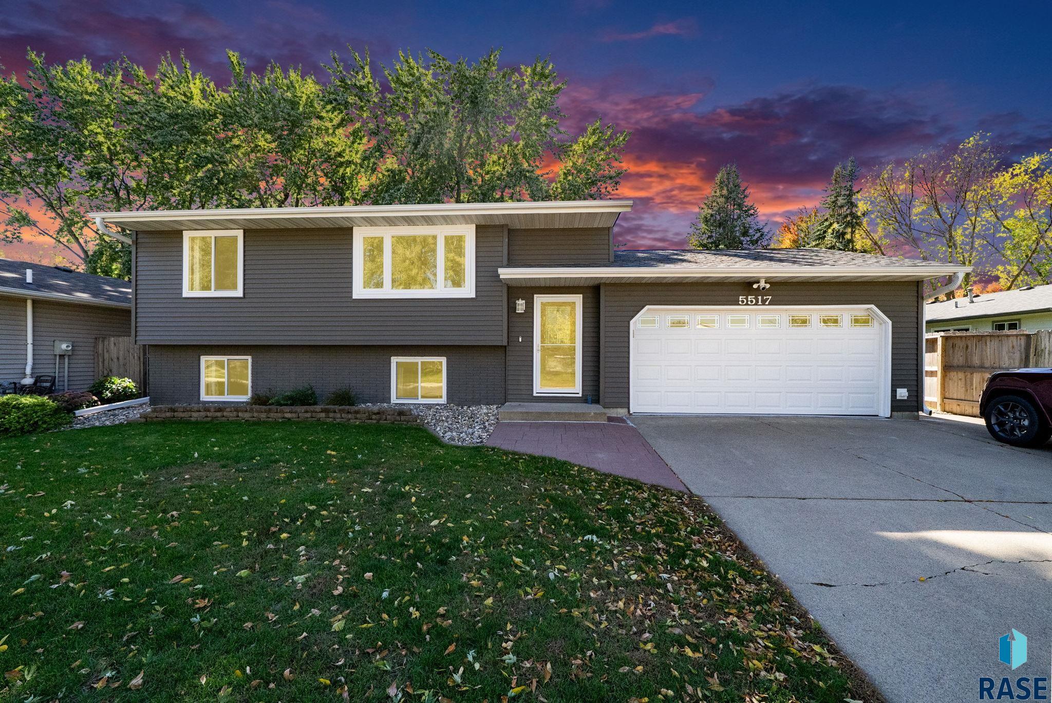5517 W Chelsea Drive — photo