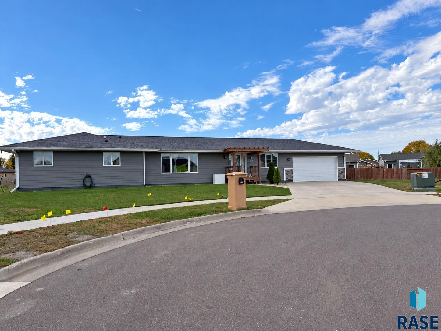 4909 W Bent Grass Circle — photo
