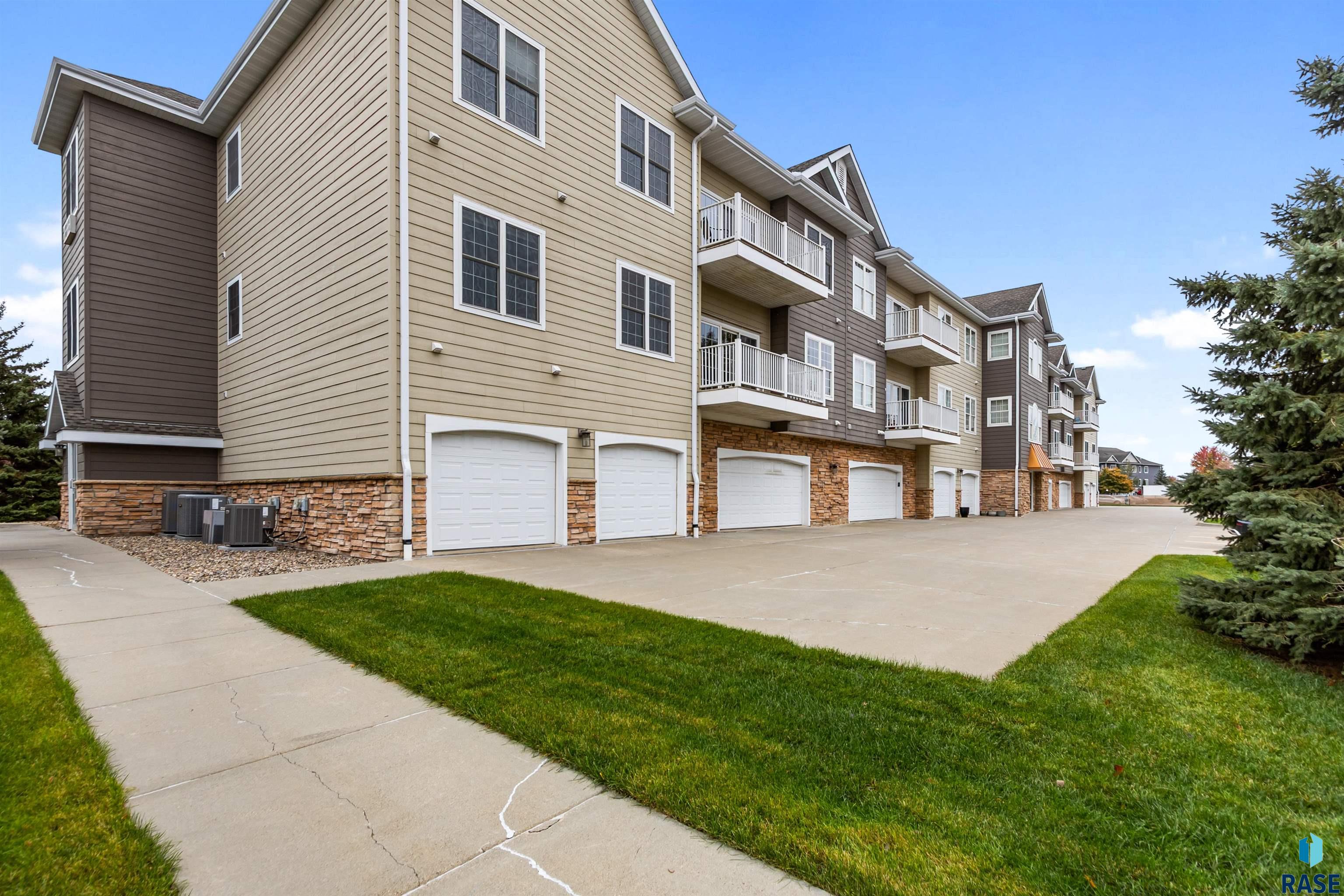 6106 S Avalon Avenue Unit 207 — photo