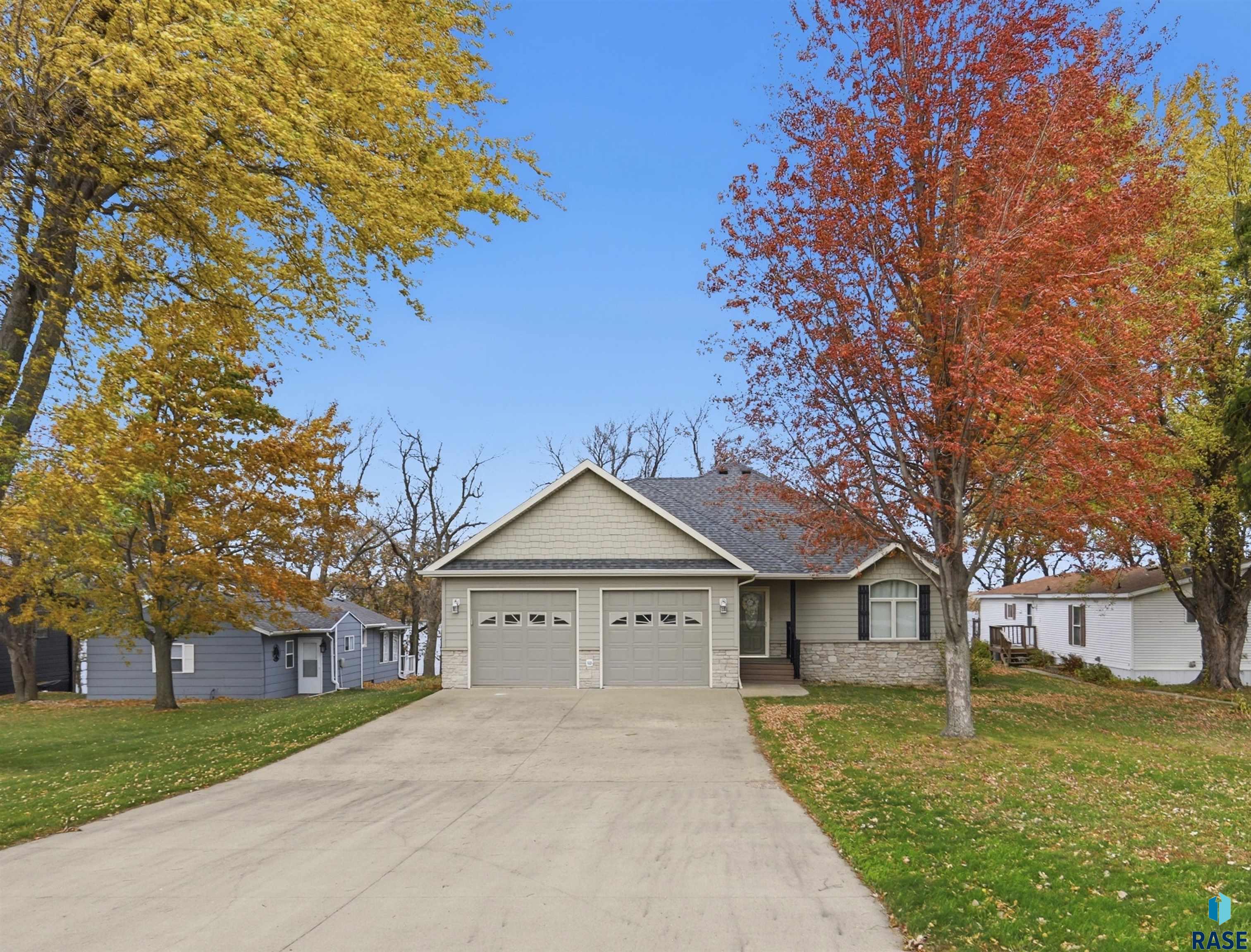 2700 Edgewater Drive, Gary, SD 57237 — photo 2