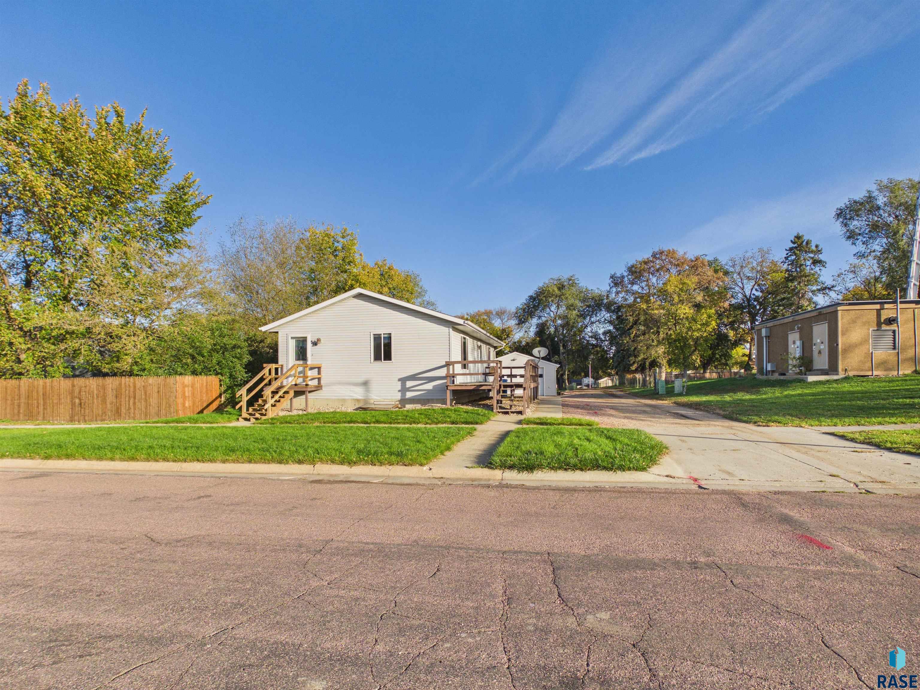 516 NW 4th Street — photo