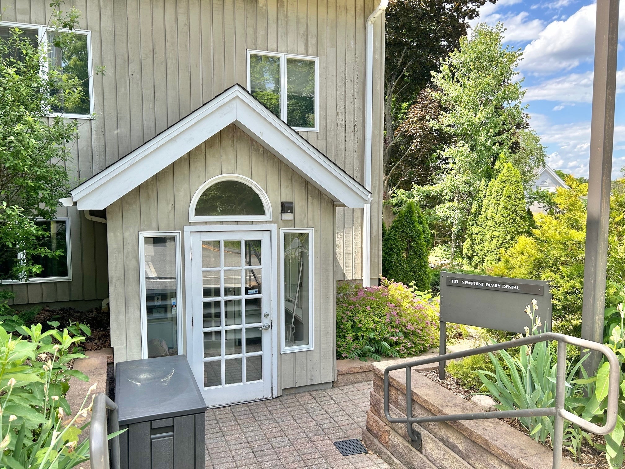 46 West Avon Road Dental Office — photo