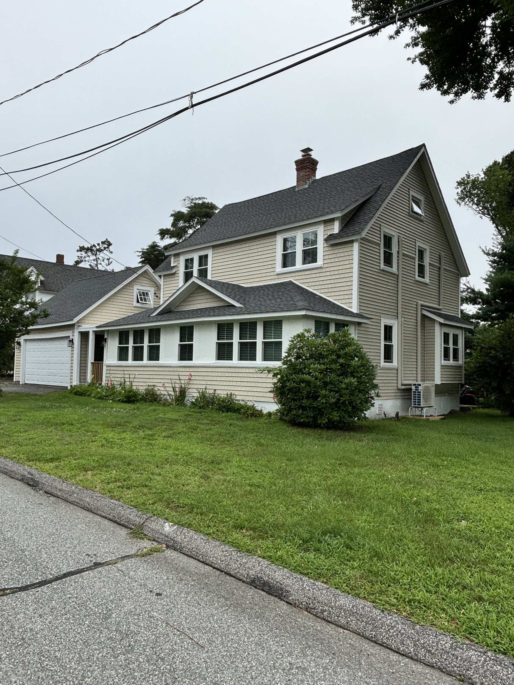 11 Uncas Road — photo
