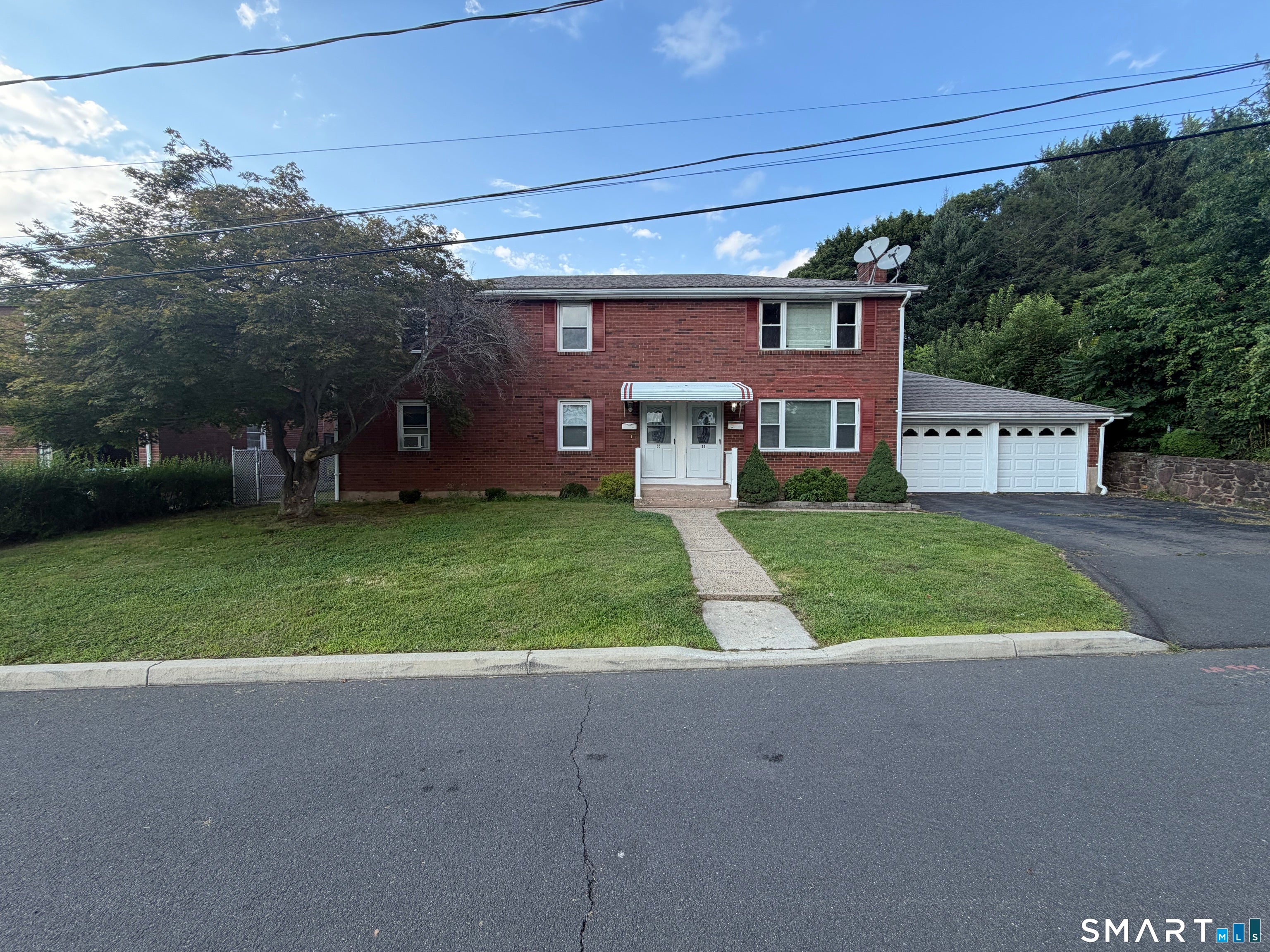 33 Franklin Street 2nd Floor — photo