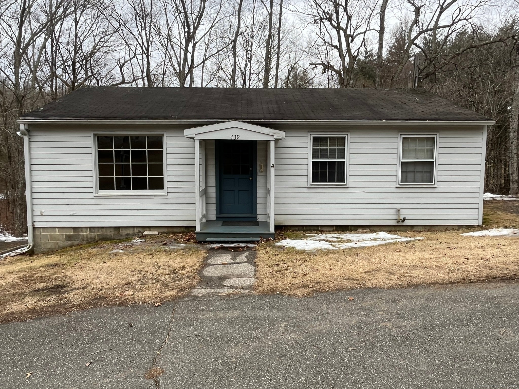 439 Washington Road — photo