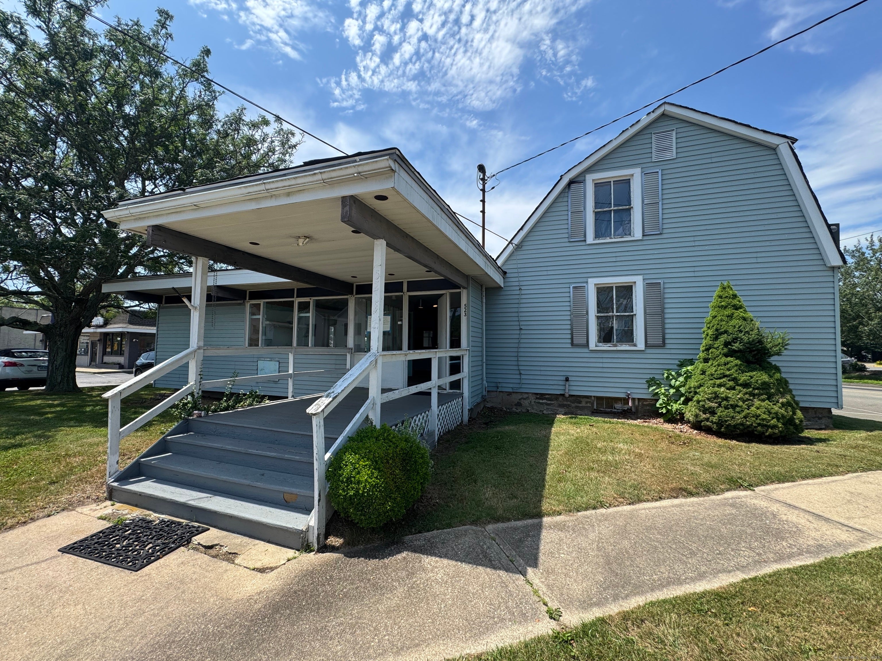 523 Boston Post Road — photo